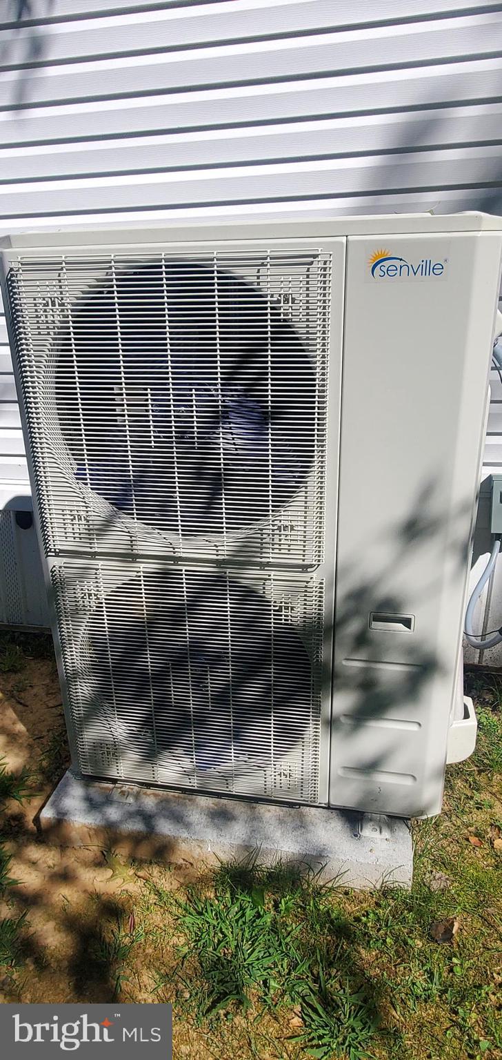 BAY COUNTRY ESTATES - Residential