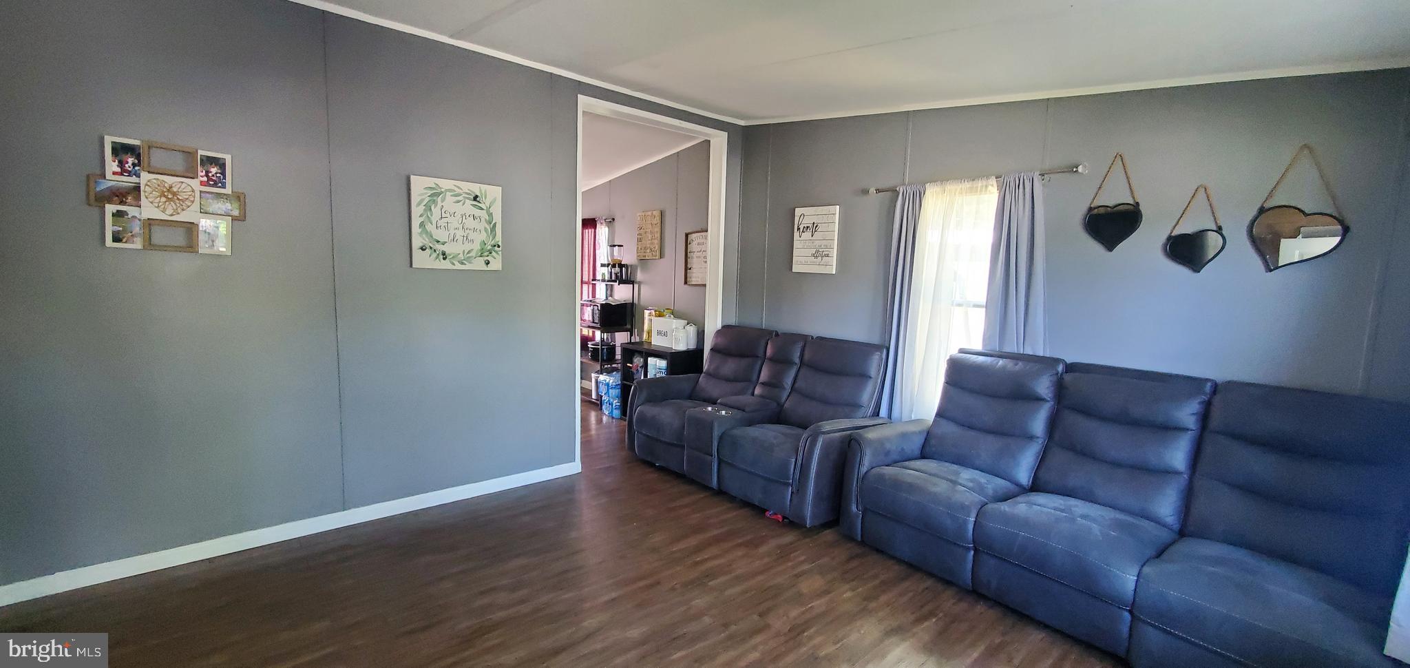 BAY COUNTRY ESTATES - Residential