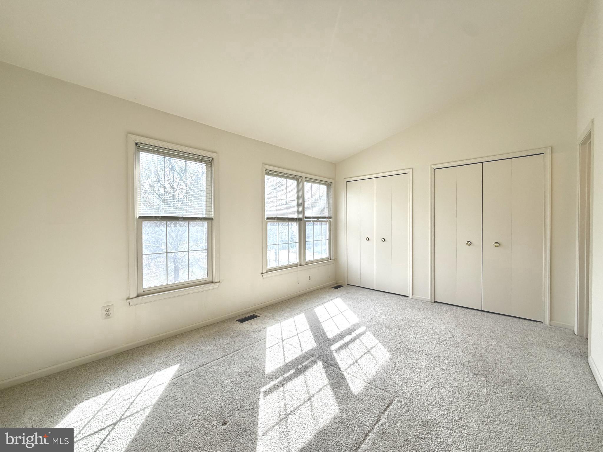 SILVER SPRING CNTRY CLUB - Residential