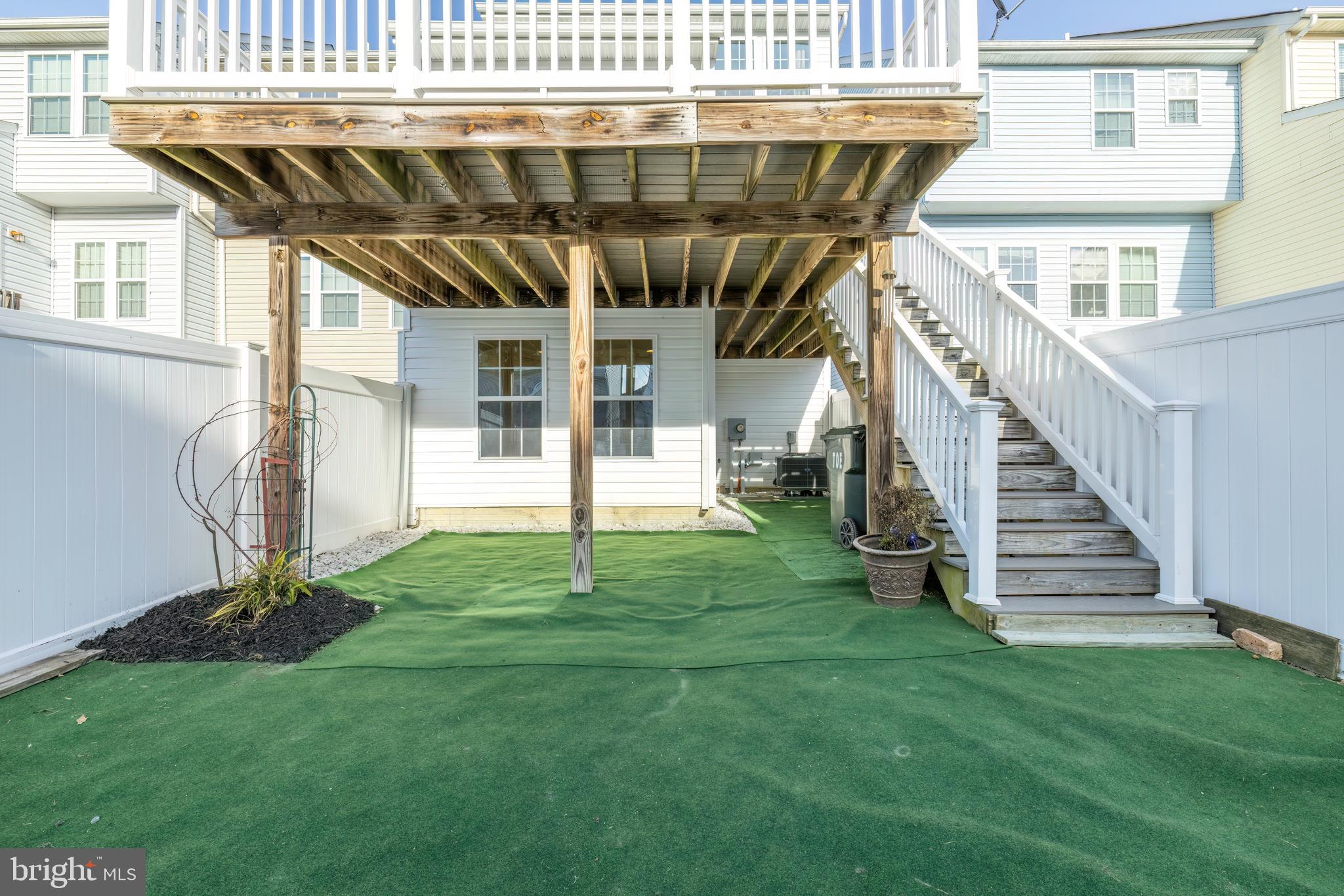 ASHBY COMMONS - Residential