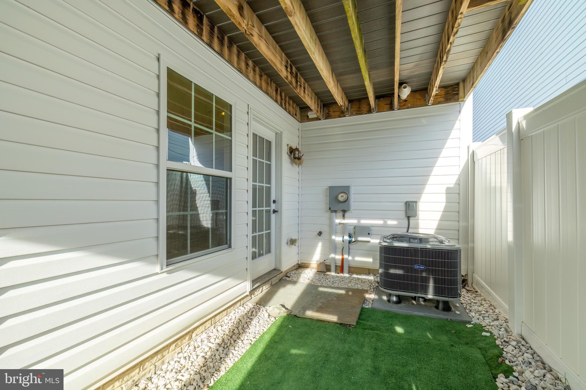 ASHBY COMMONS - Residential