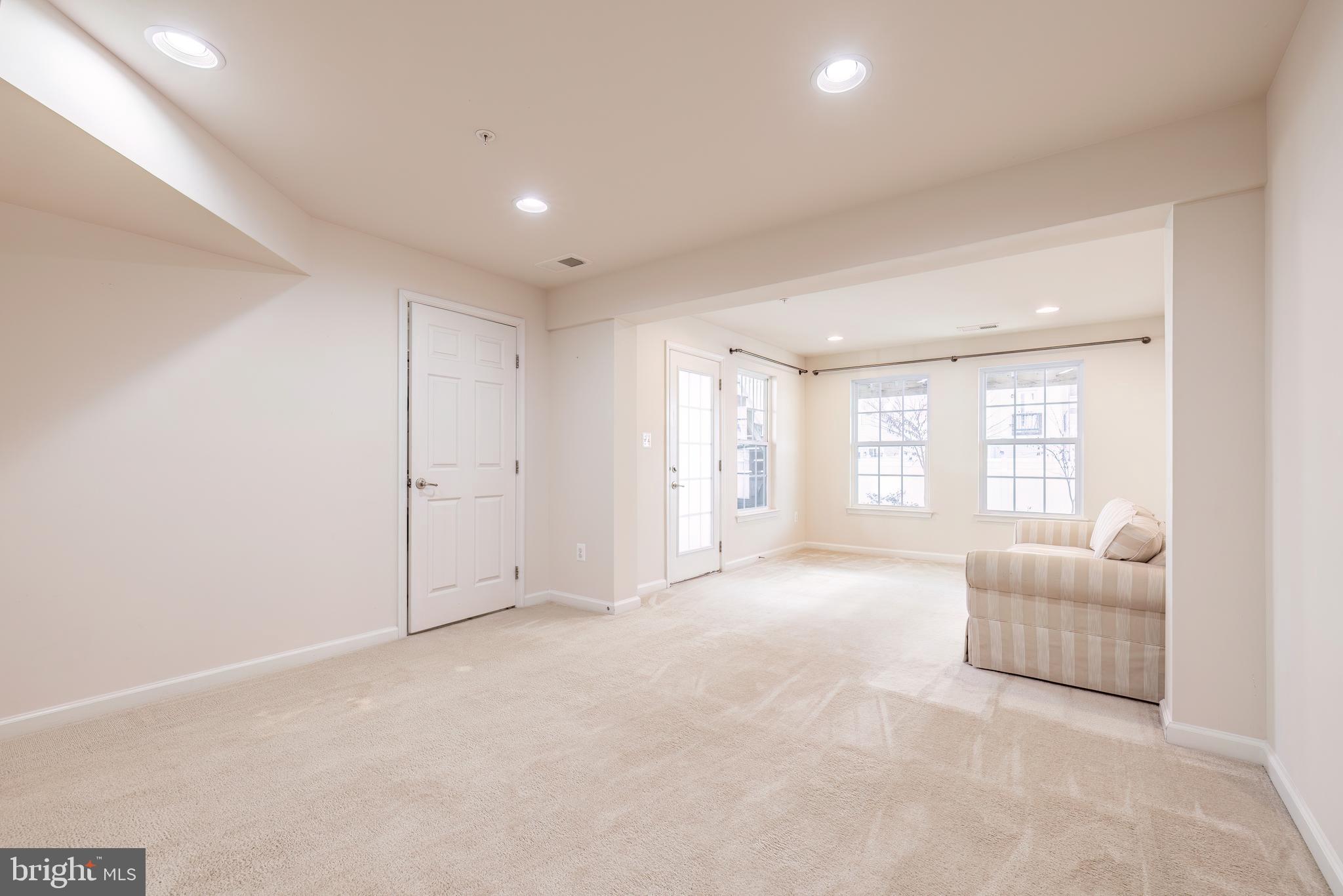 ASHBY COMMONS - Residential