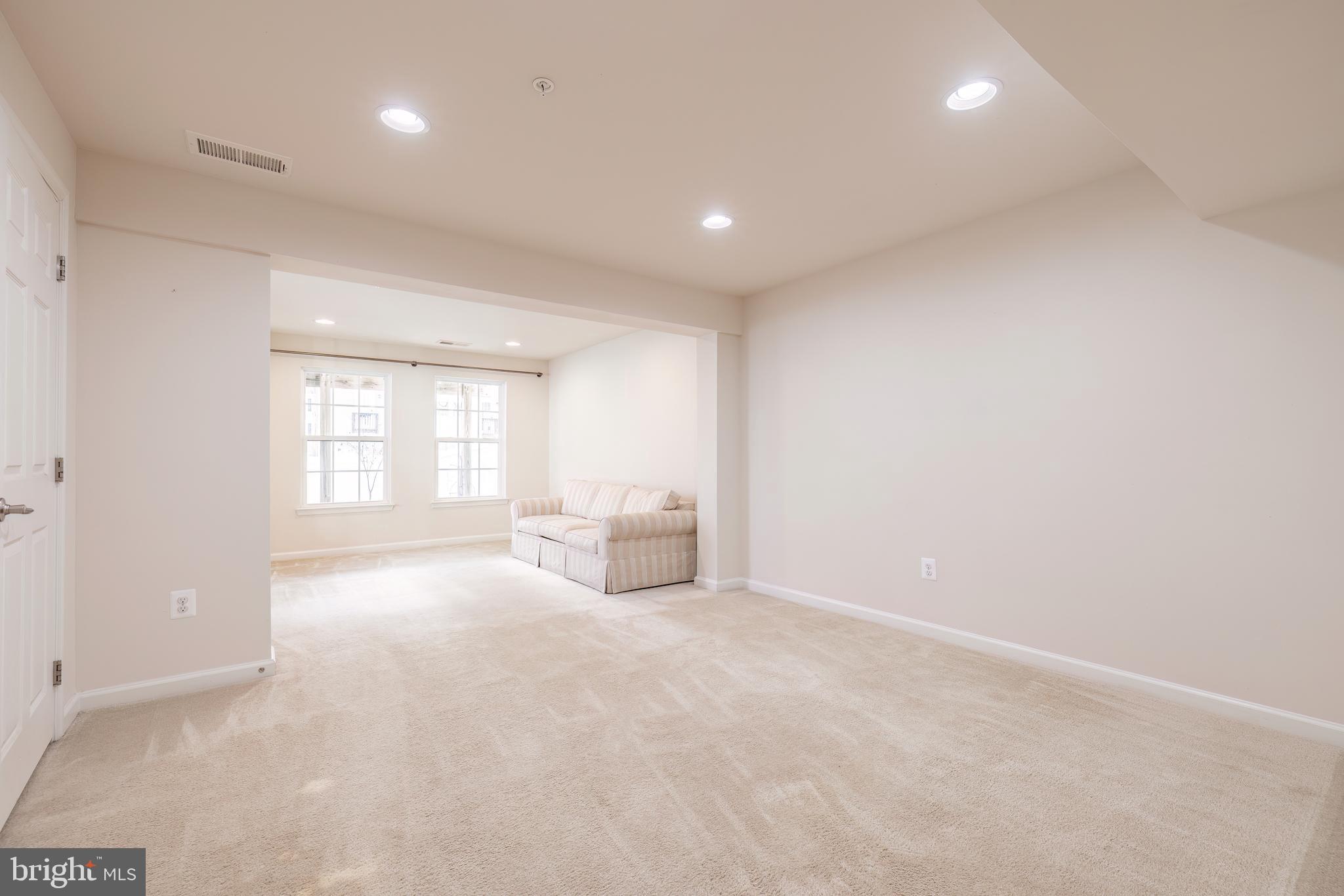 ASHBY COMMONS - Residential