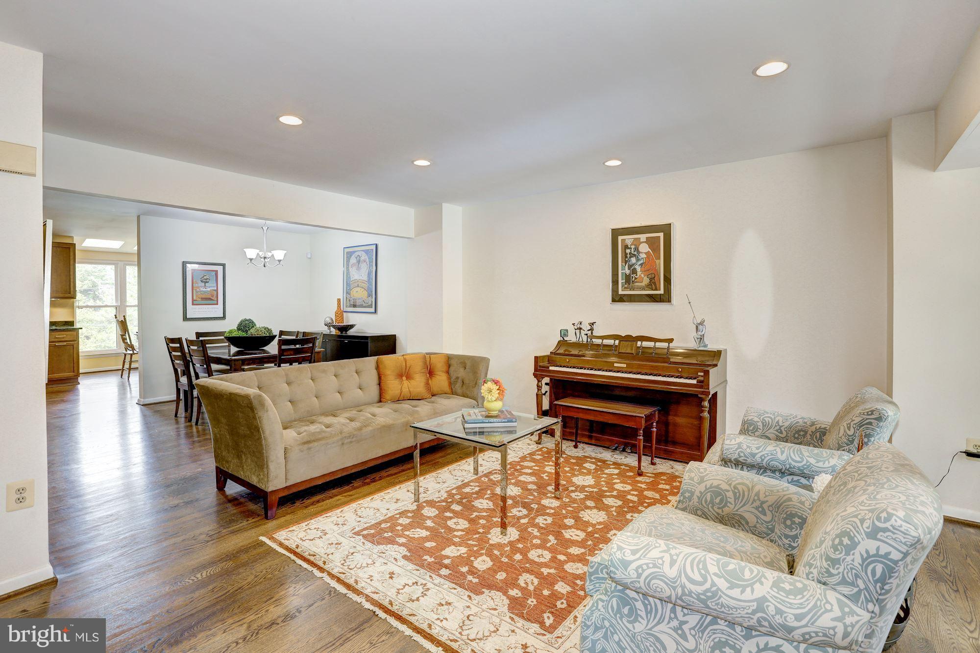 GROSVENOR MEWS - Residential