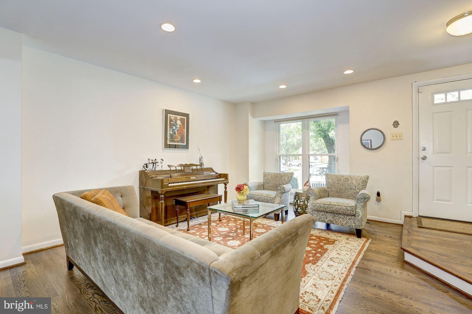 GROSVENOR MEWS - Residential