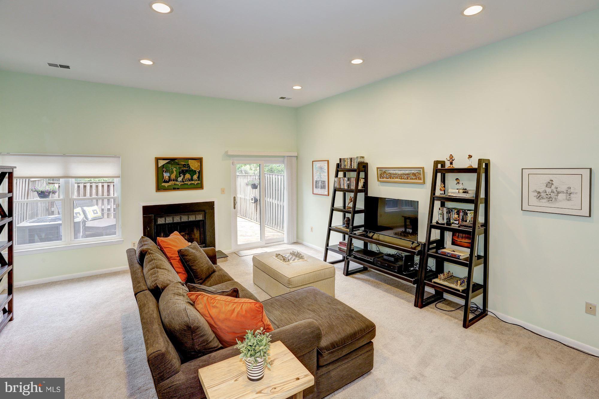 GROSVENOR MEWS - Residential