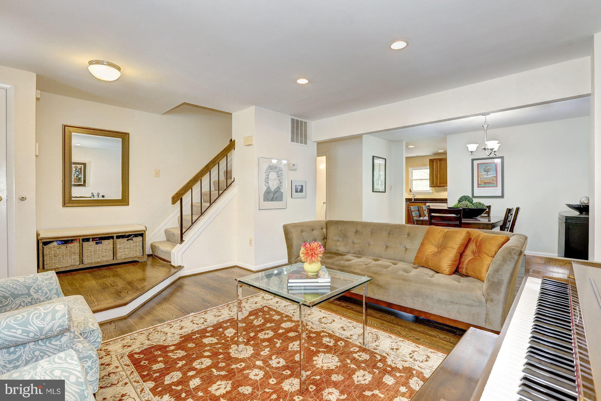 GROSVENOR MEWS - Residential