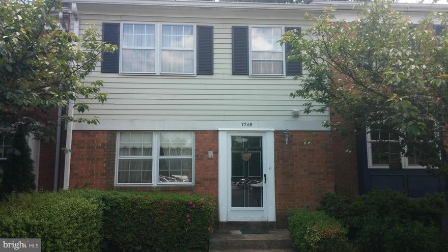 UNDER CONTRACT/ SIGHT UNSEEN - Fixer upper/investor special and priced accordingly. Spacious townhome in a popular community and location. Needs cosmetic work from top to bottom. Walk out lower level has kitchenette, rec room and full bath plus storage. 1/2 mile to shopping, dining, Mosaic District, Dunn Loring Metro. No sign and no opens as per seller request.