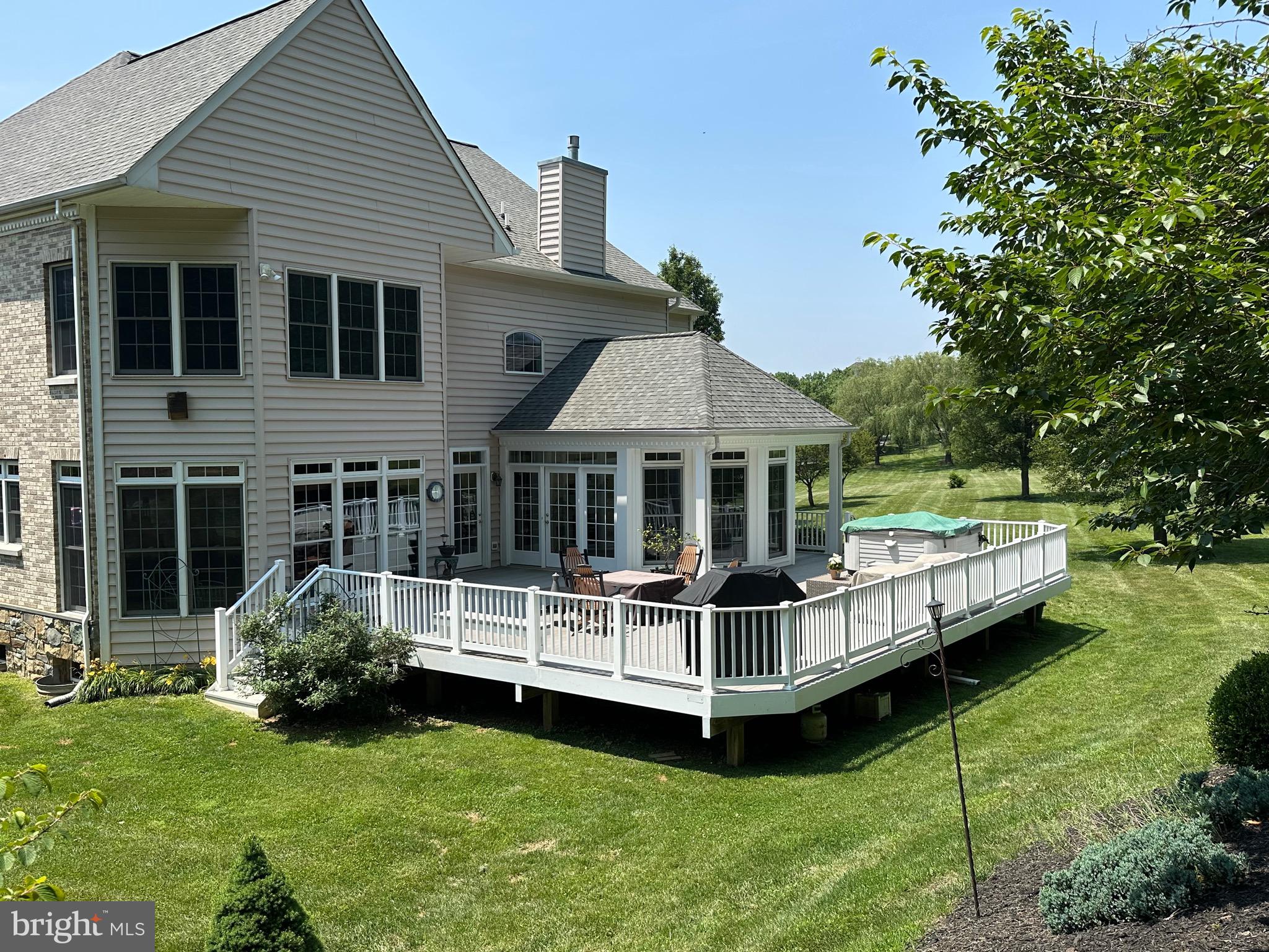 8614 AUGUSTA FARM LANE