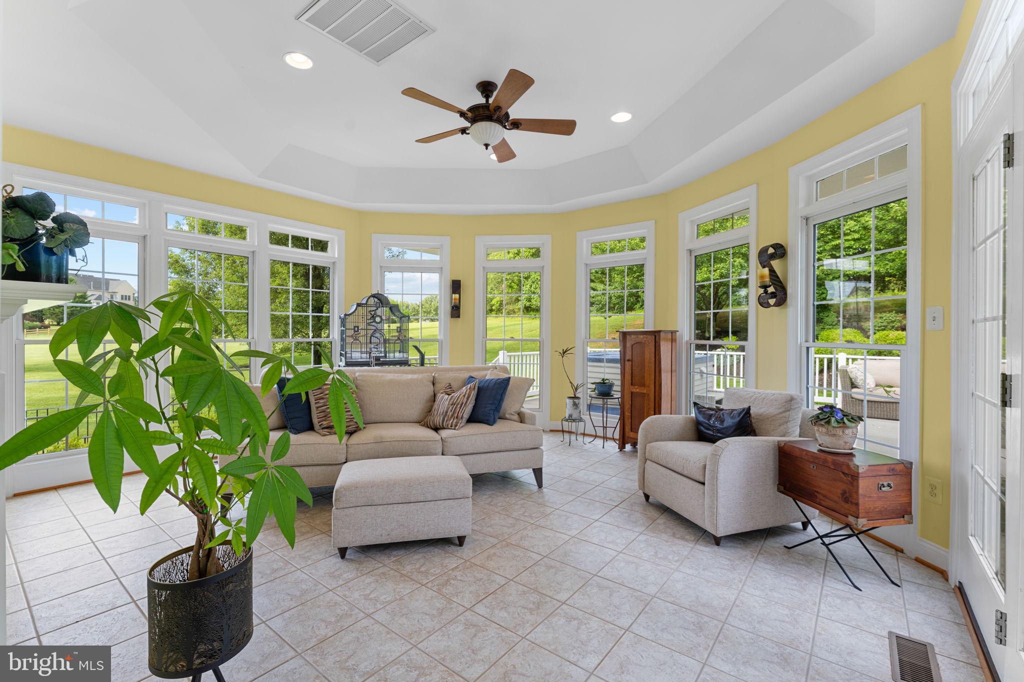 GREENHILLS FARM - Residential