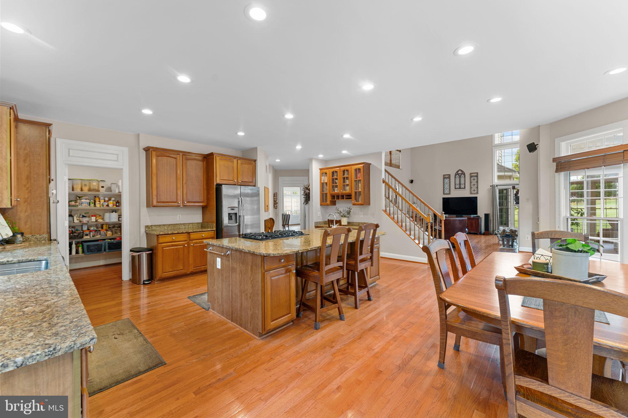 GREENHILLS FARM - Residential