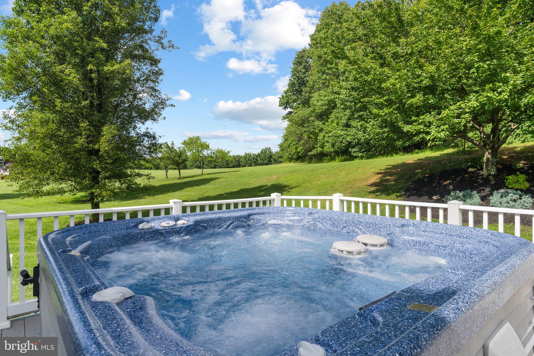 GREENHILLS FARM - Residential