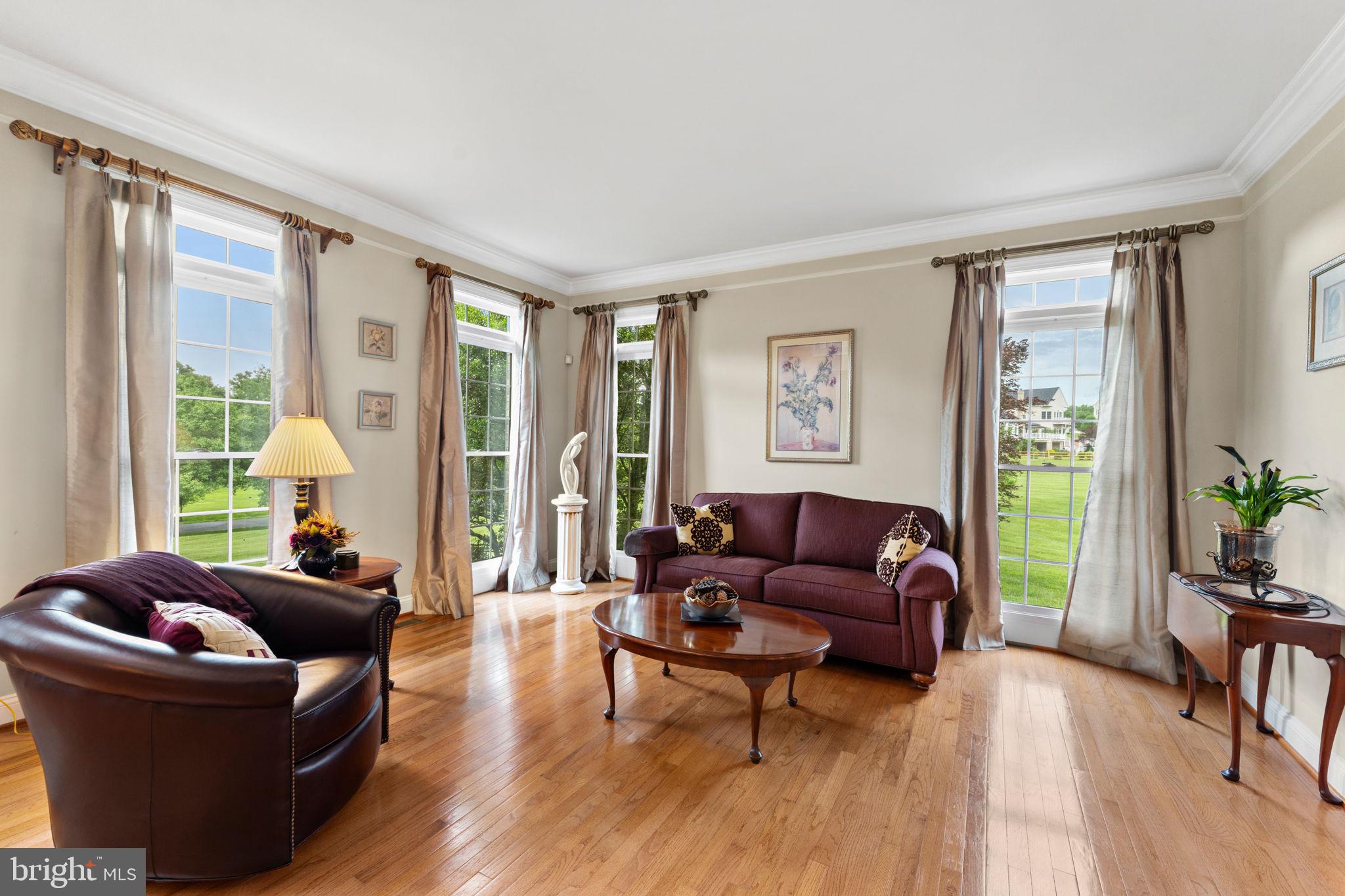 GREENHILLS FARM - Residential