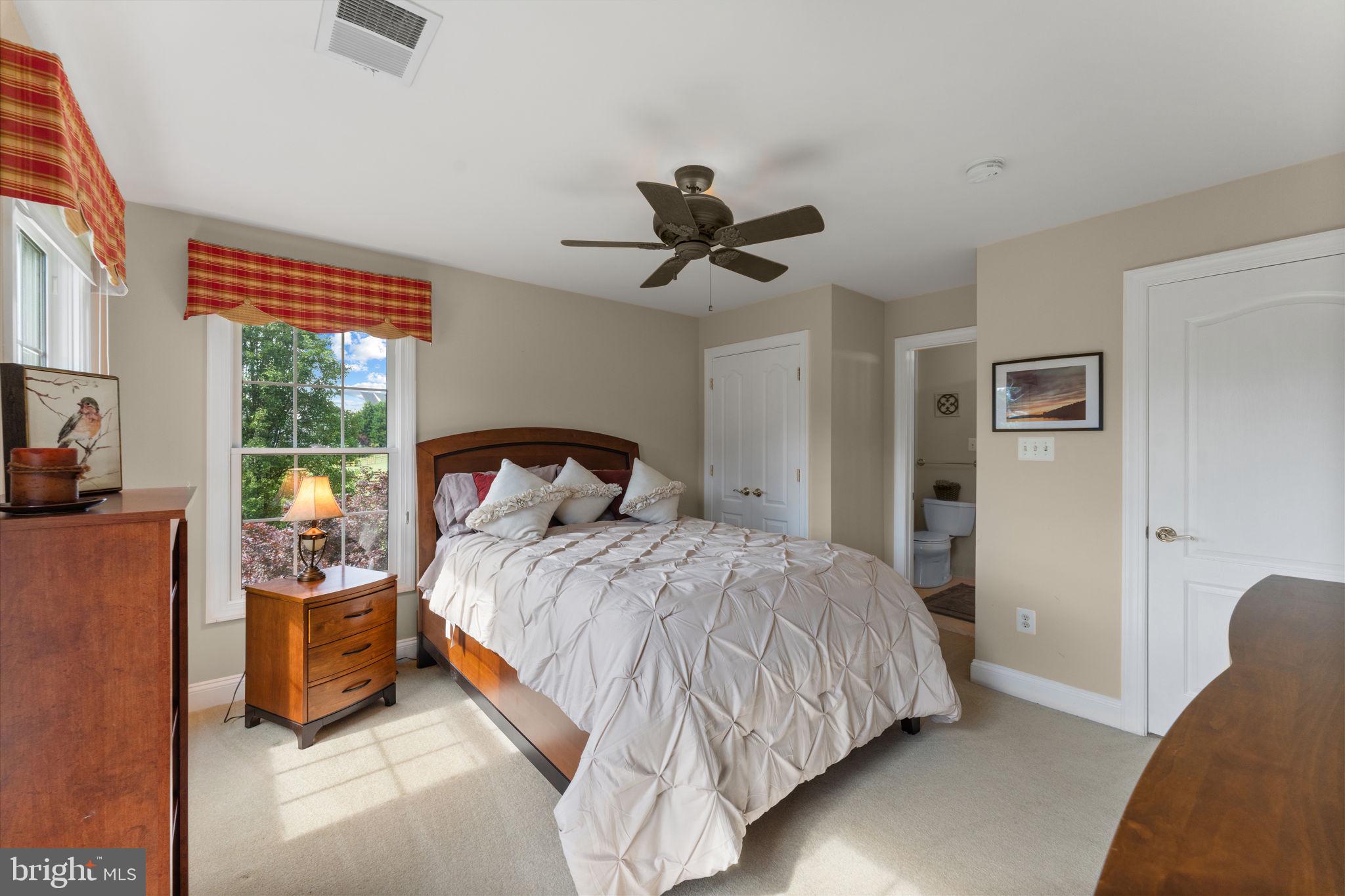 GREENHILLS FARM - Residential