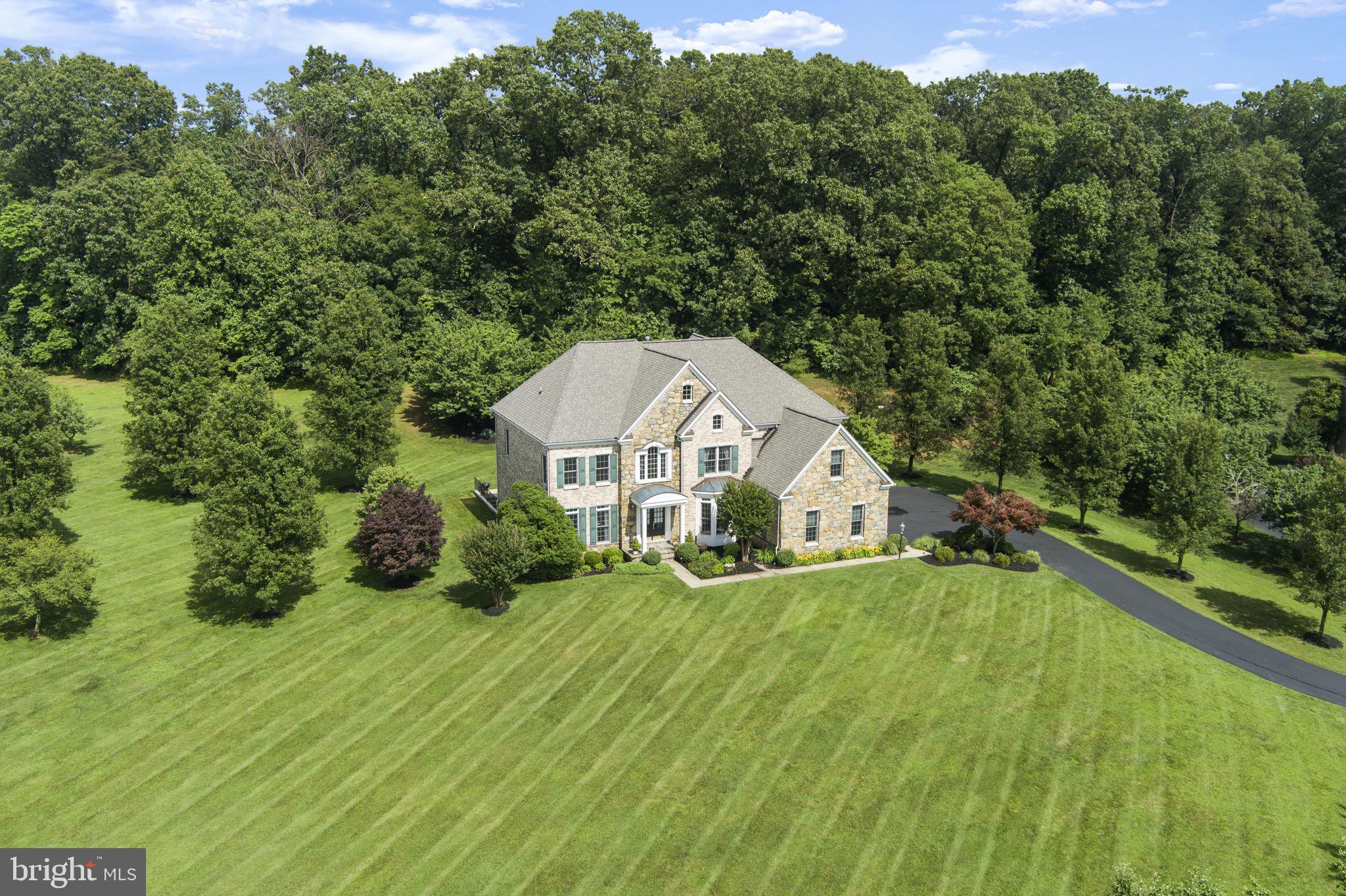 GREENHILLS FARM - Residential