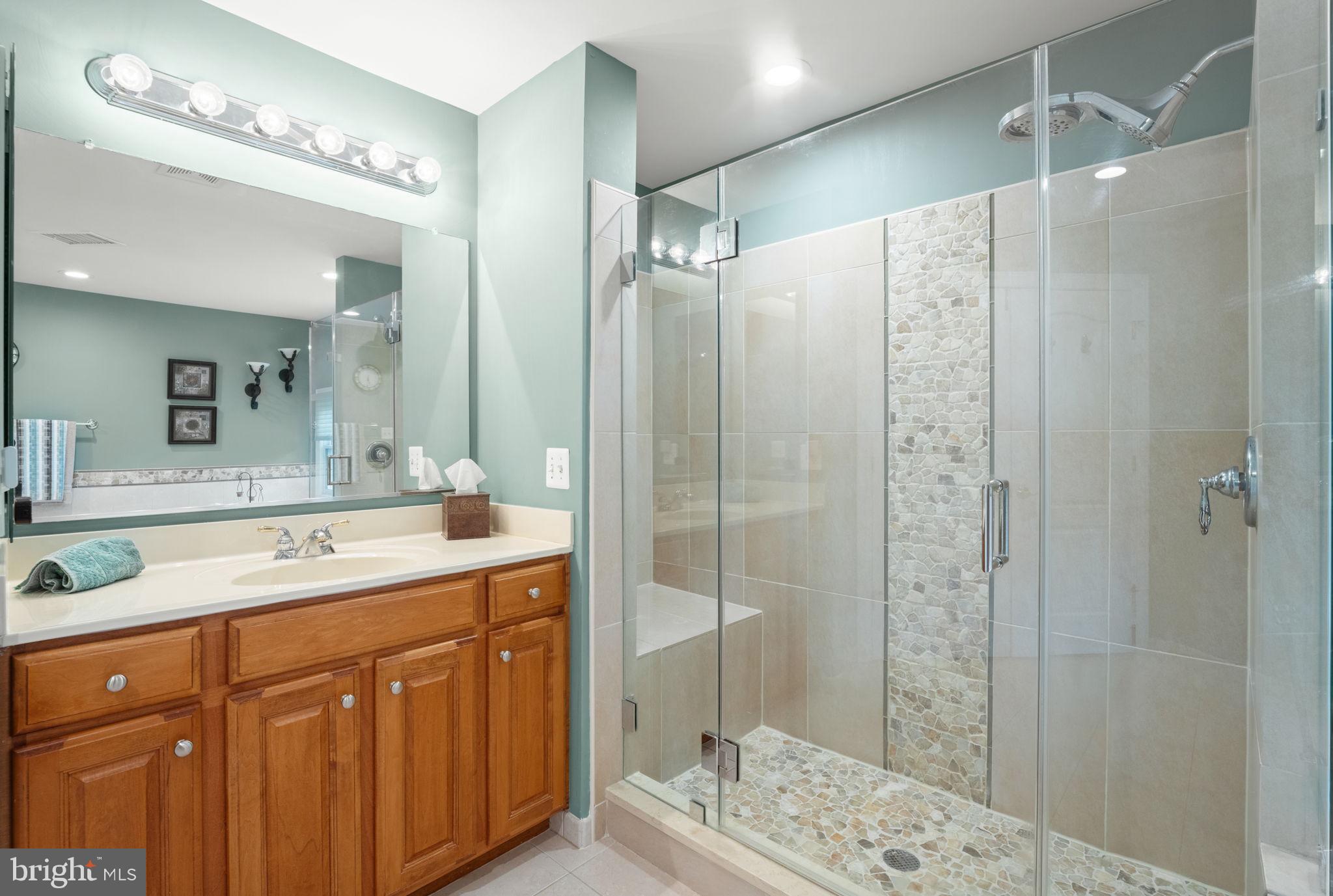 GREENHILLS FARM - Residential