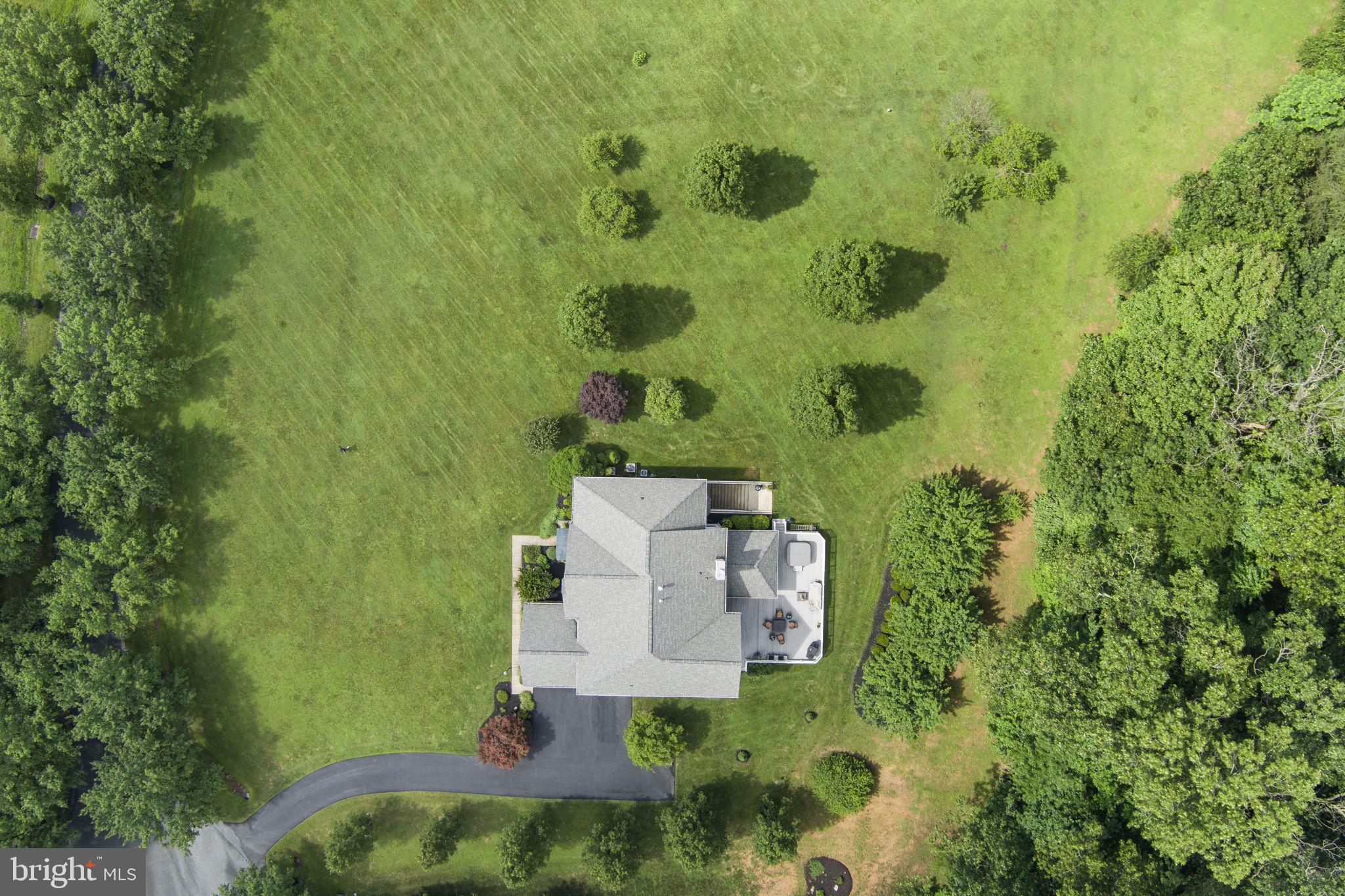 GREENHILLS FARM - Residential