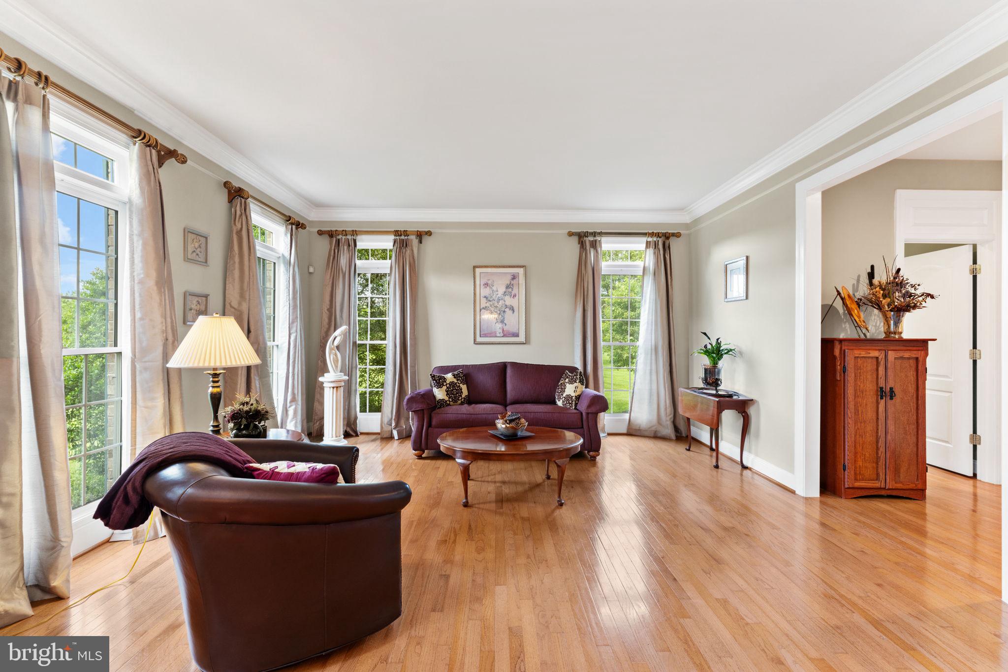 GREENHILLS FARM - Residential