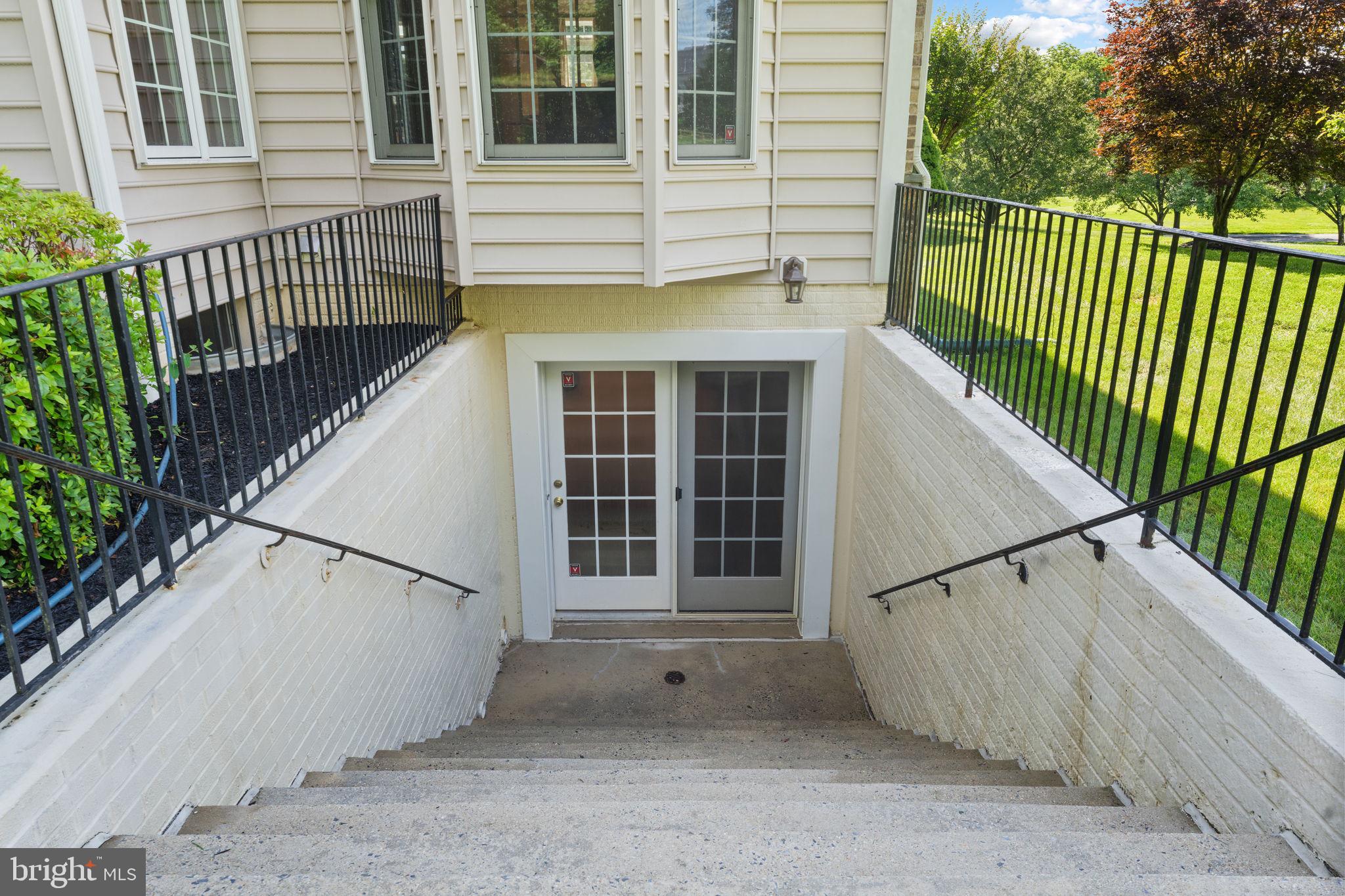 GREENHILLS FARM - Residential