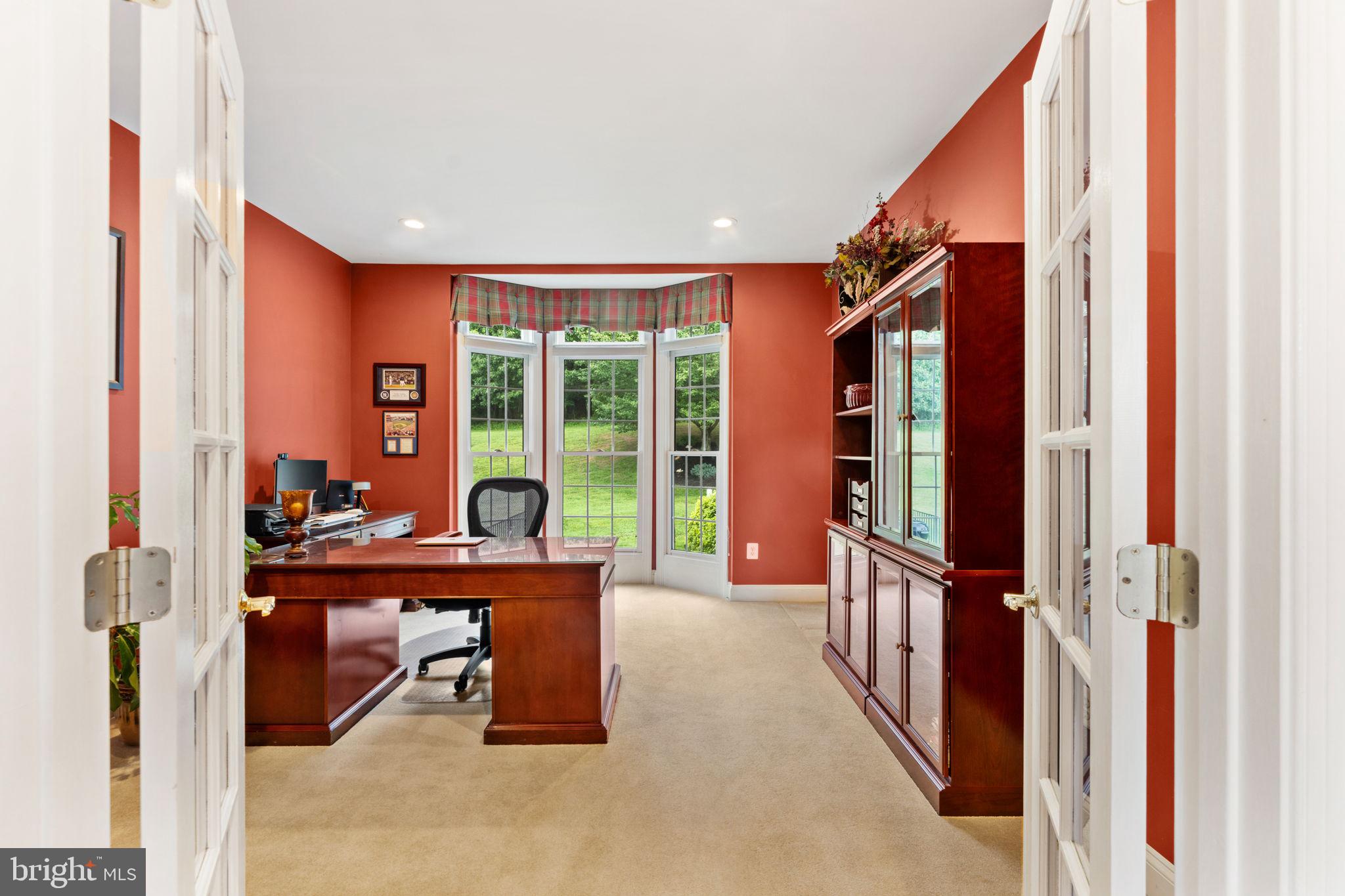 GREENHILLS FARM - Residential