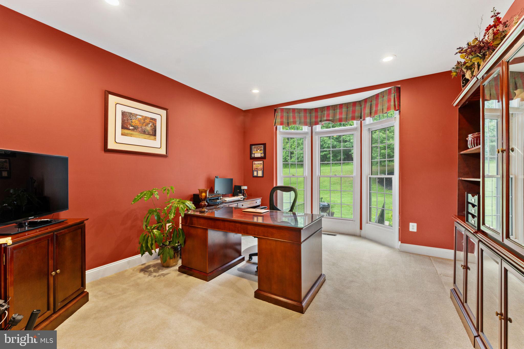 GREENHILLS FARM - Residential