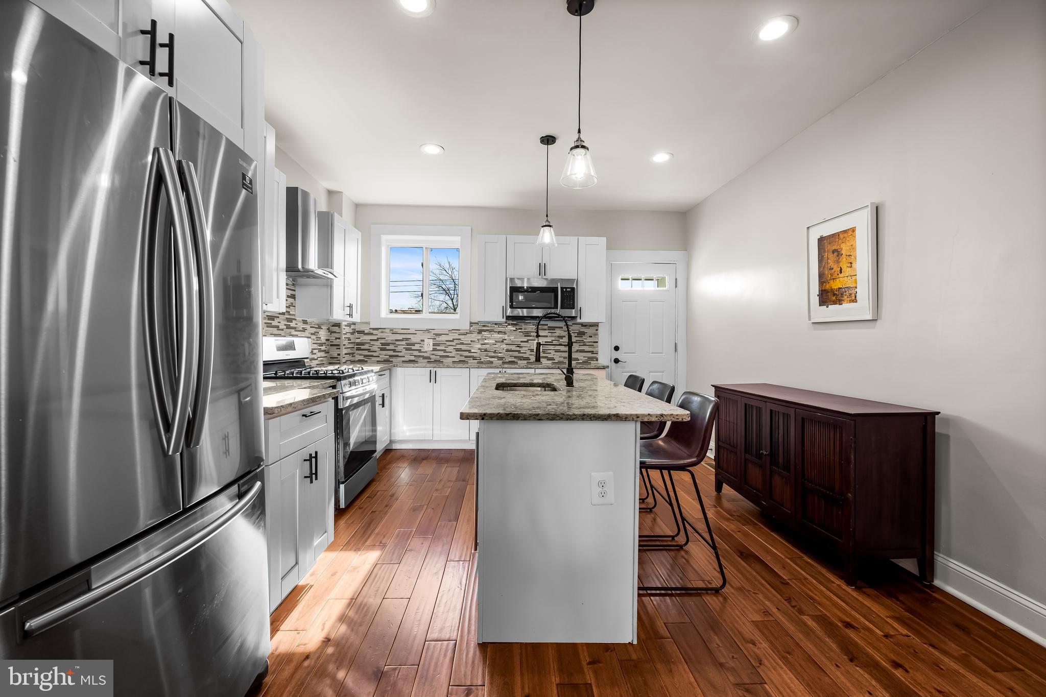 WAVERLY - Residential