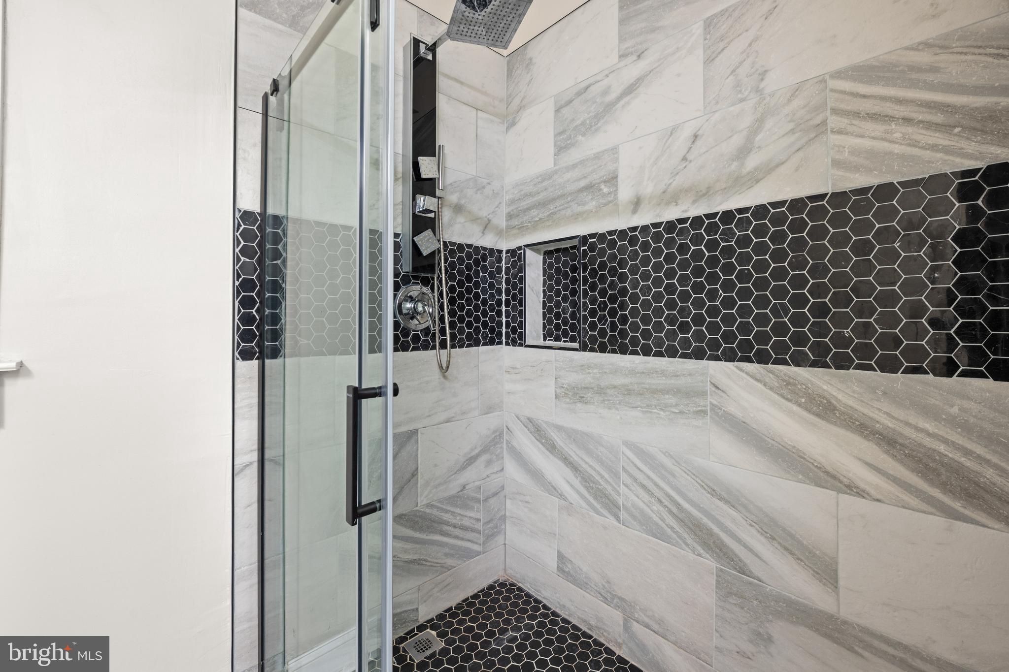 WAVERLY - Residential