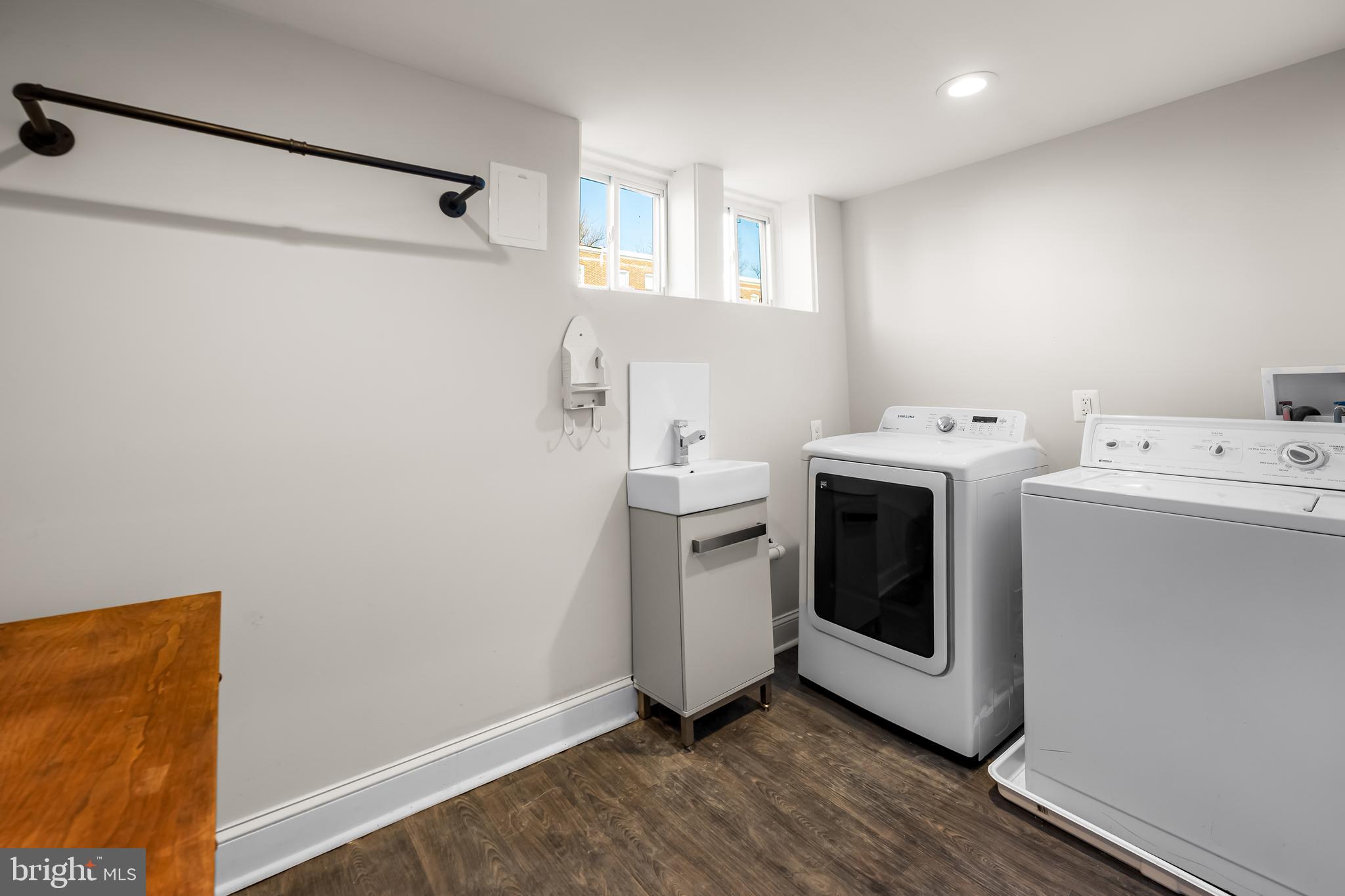 WAVERLY - Residential