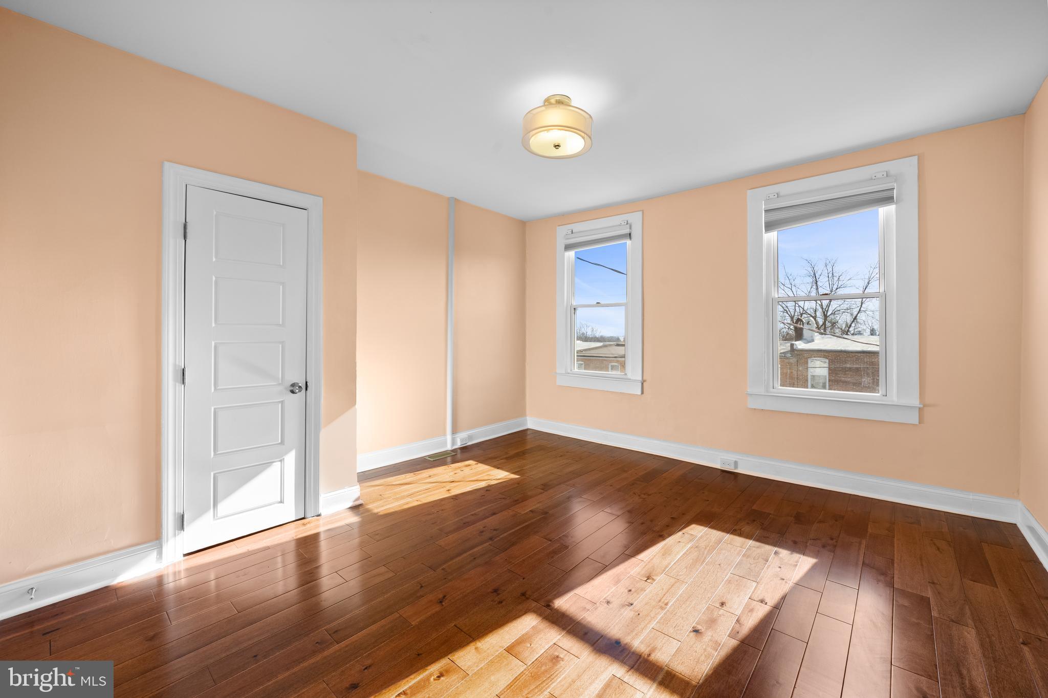 WAVERLY - Residential