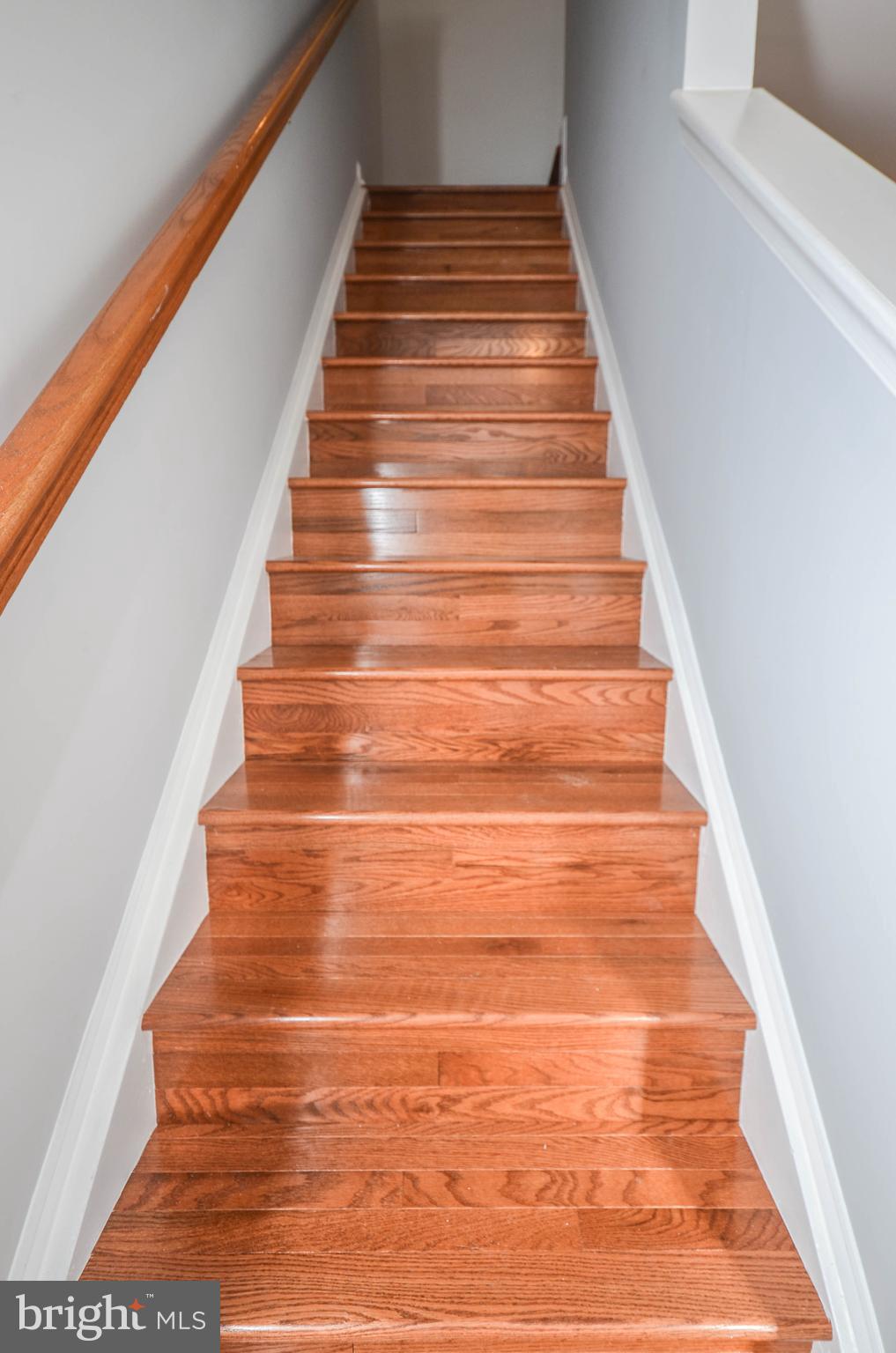 LINCOLN TERRACE - Residential Lease