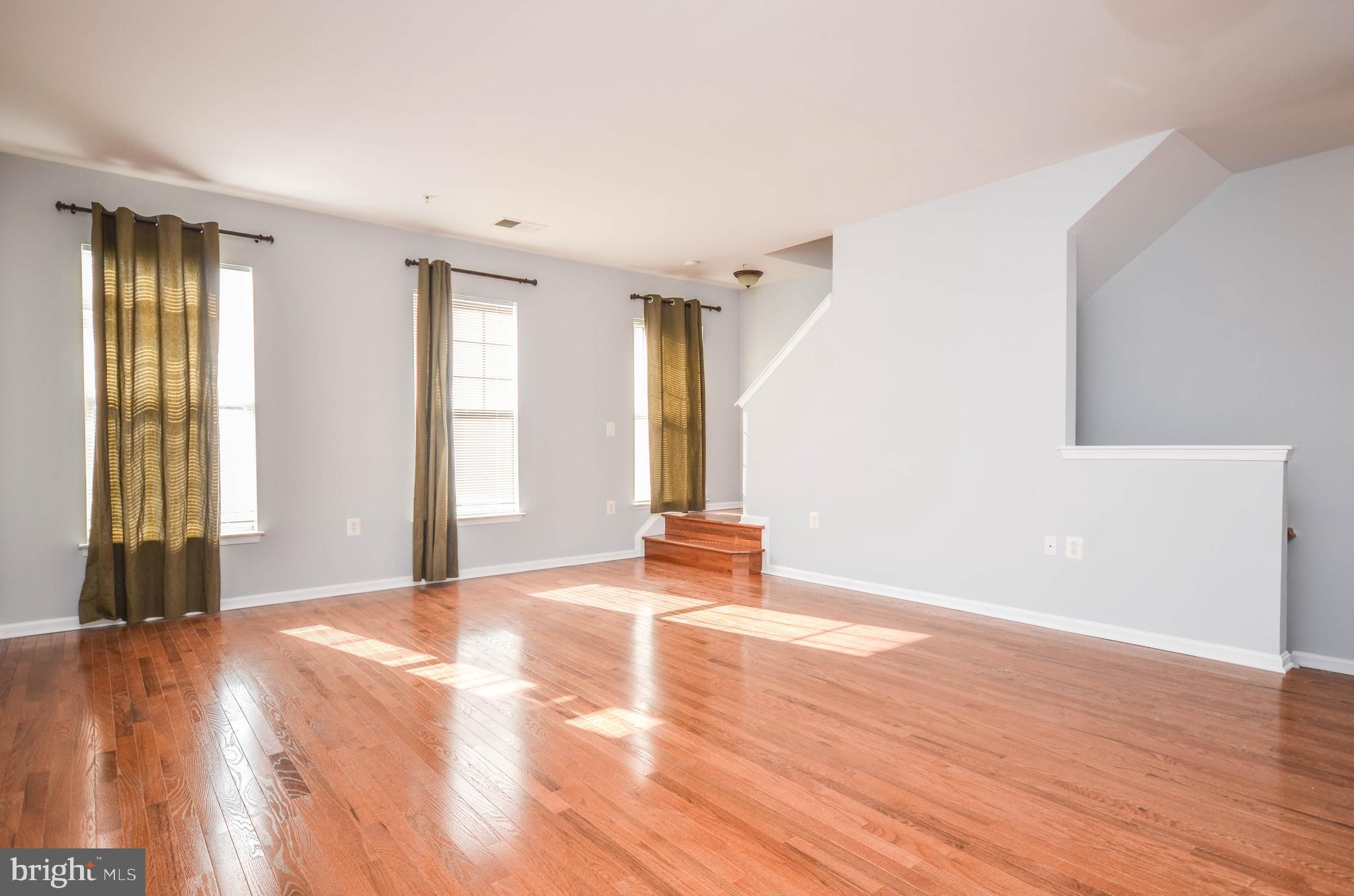 LINCOLN TERRACE - Residential Lease