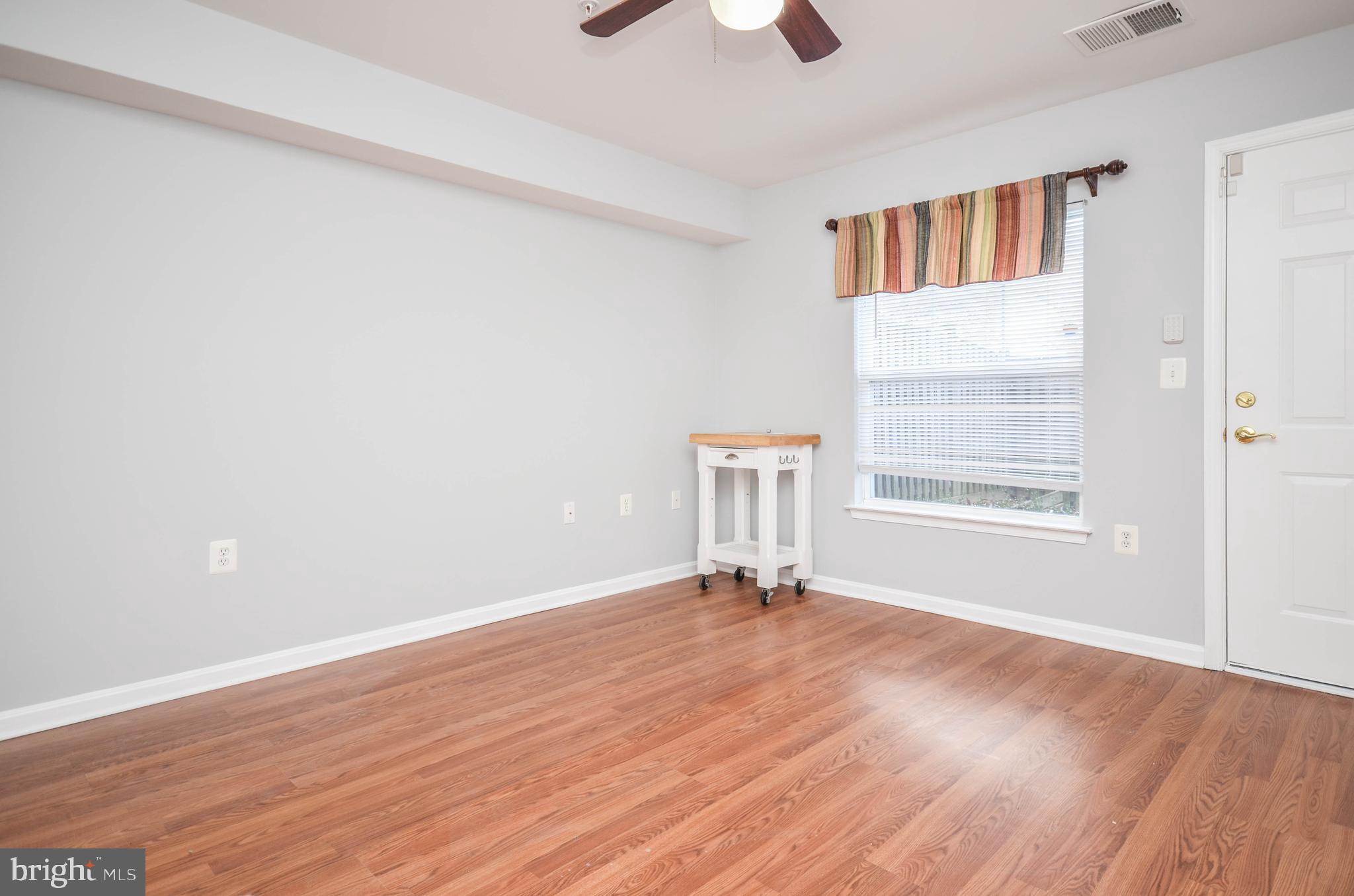 LINCOLN TERRACE - Residential Lease