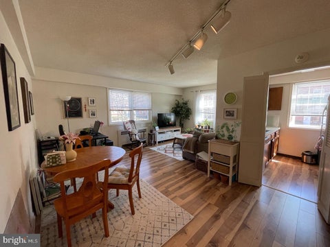 Photo of 4376 N Pershing Drive #1, ARLINGTON, VA 22203 (MLS # VAAR2079050)