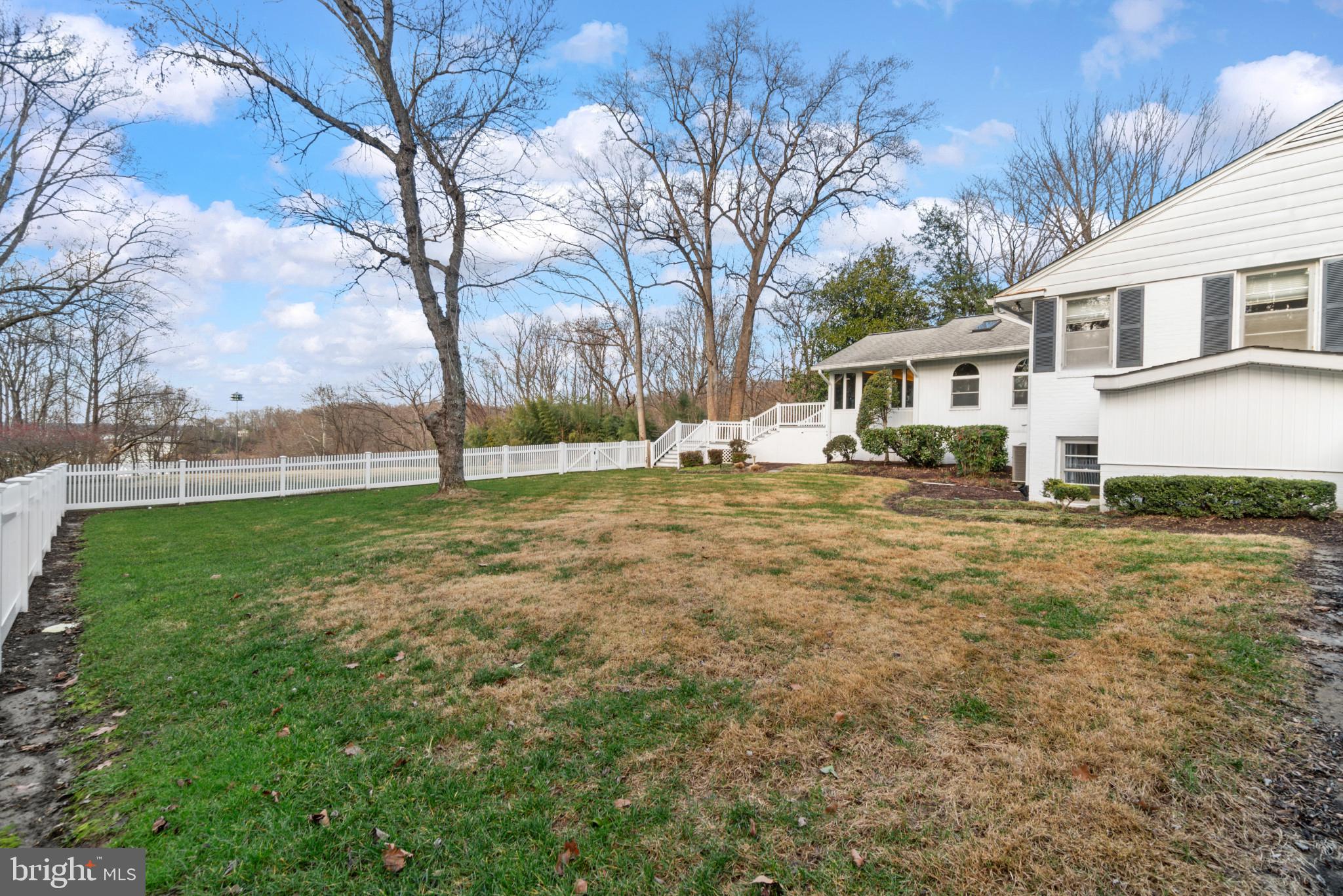 RUGBY HALL ESTATES - Residential Lease