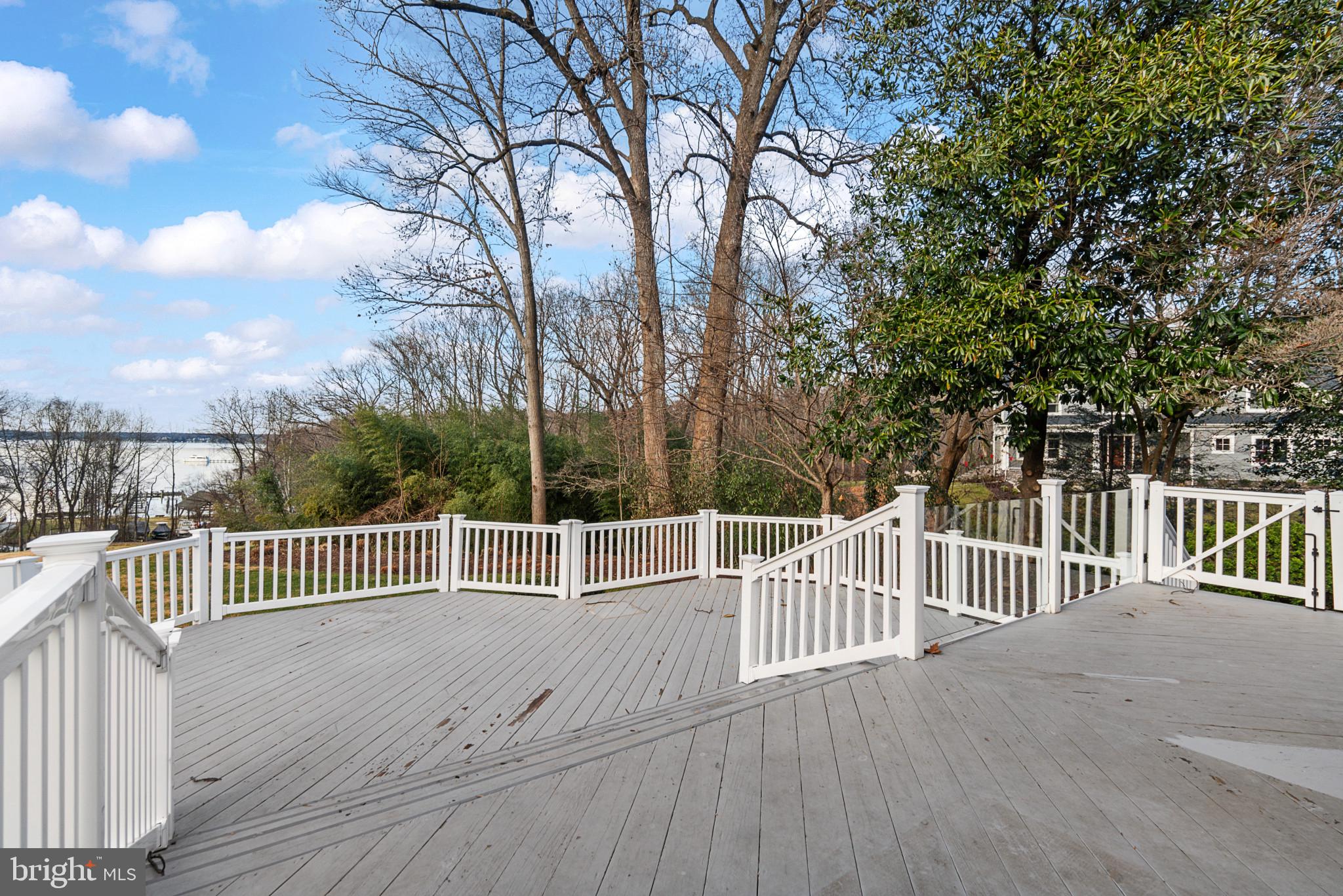 RUGBY HALL ESTATES - Residential Lease