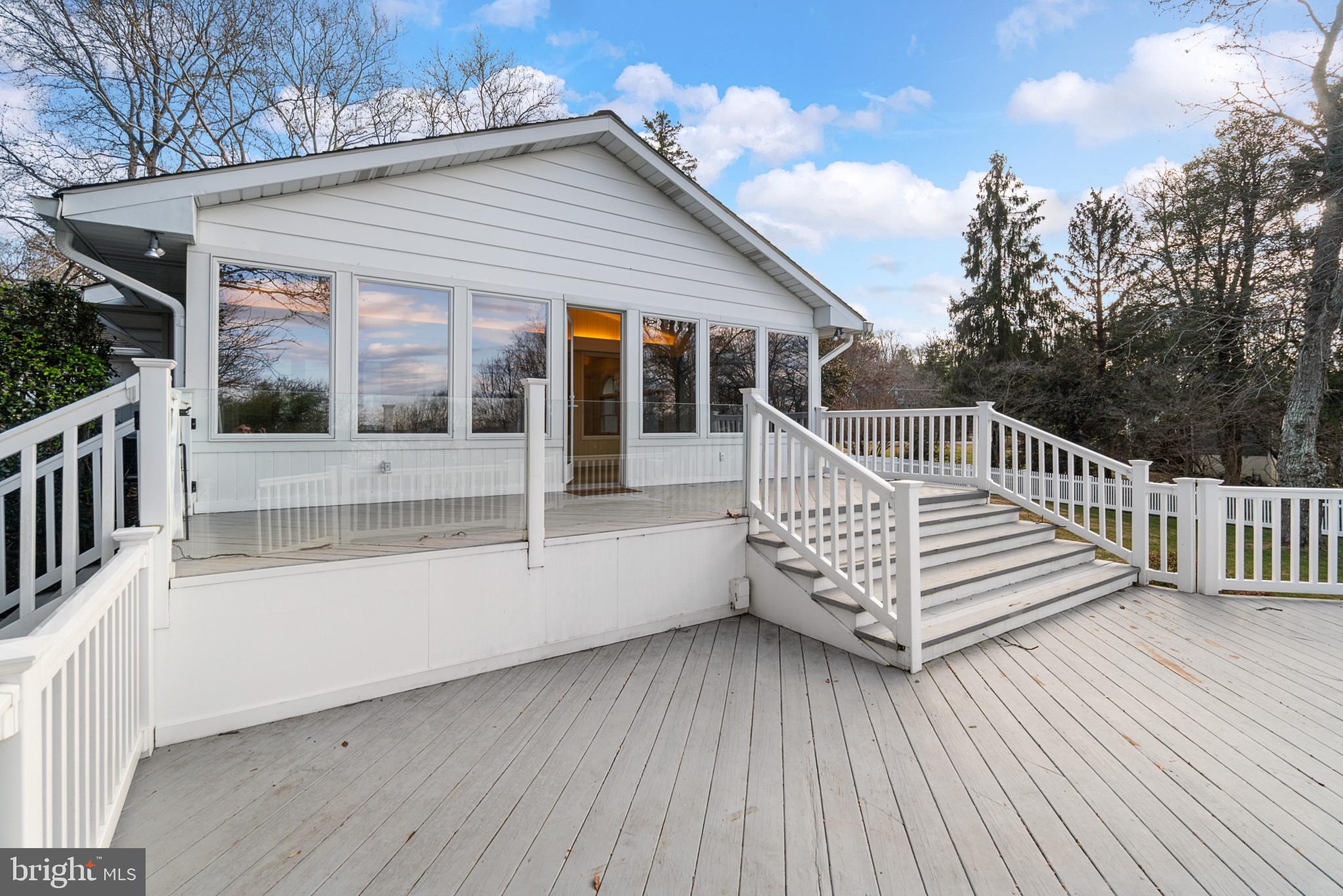 RUGBY HALL ESTATES - Residential Lease