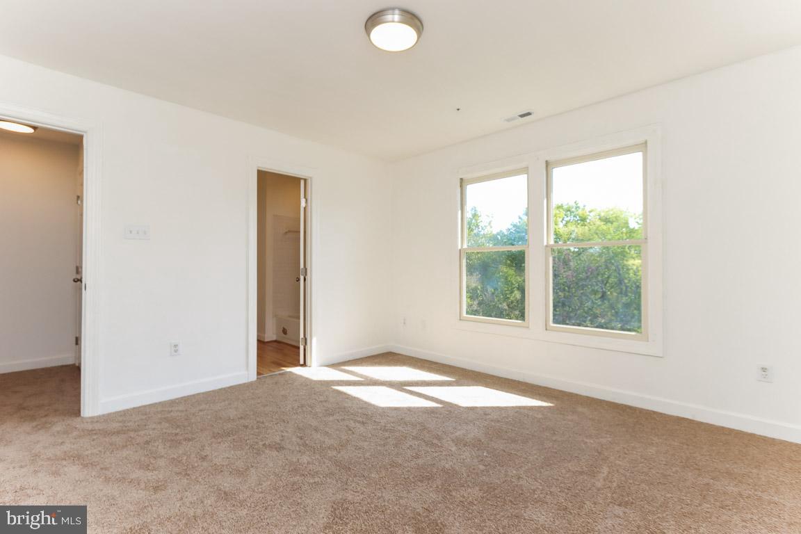 KINGSBROOK - Residential