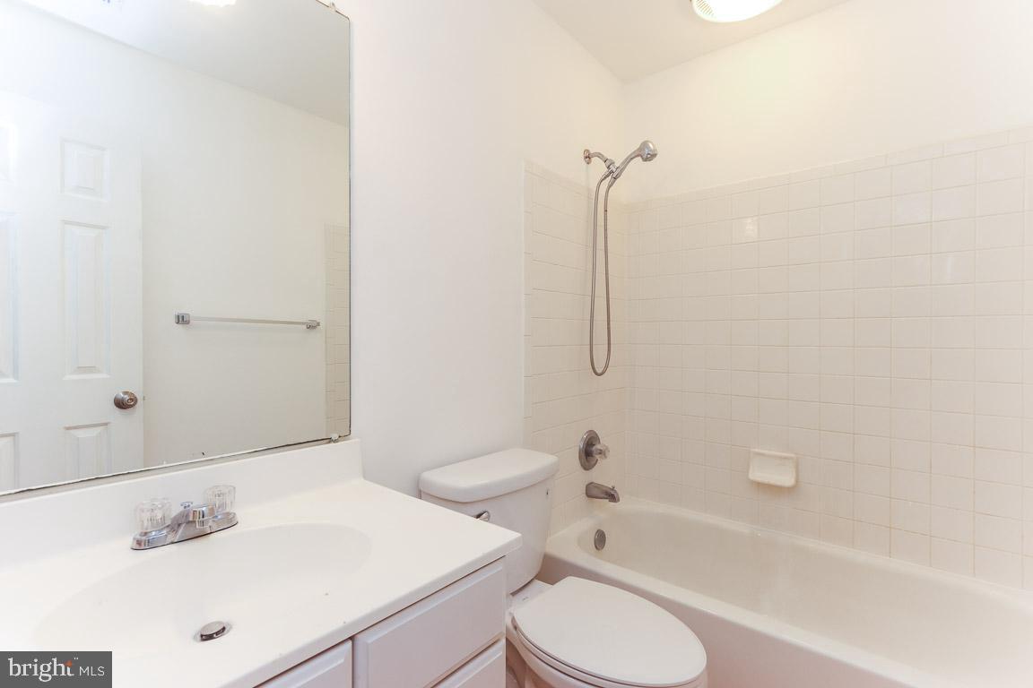 KINGSBROOK - Residential