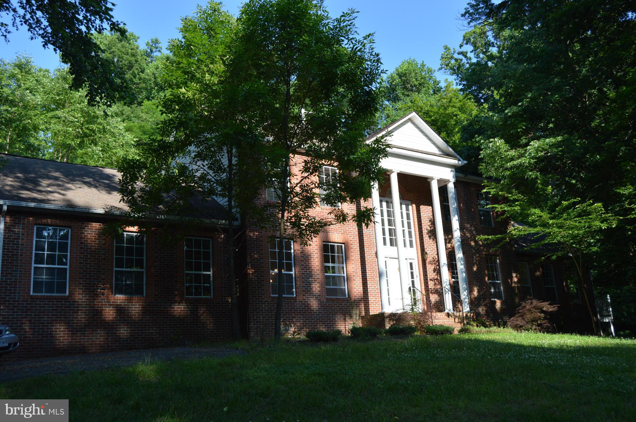 MARLBOROUGH BLUF - Residential Lease