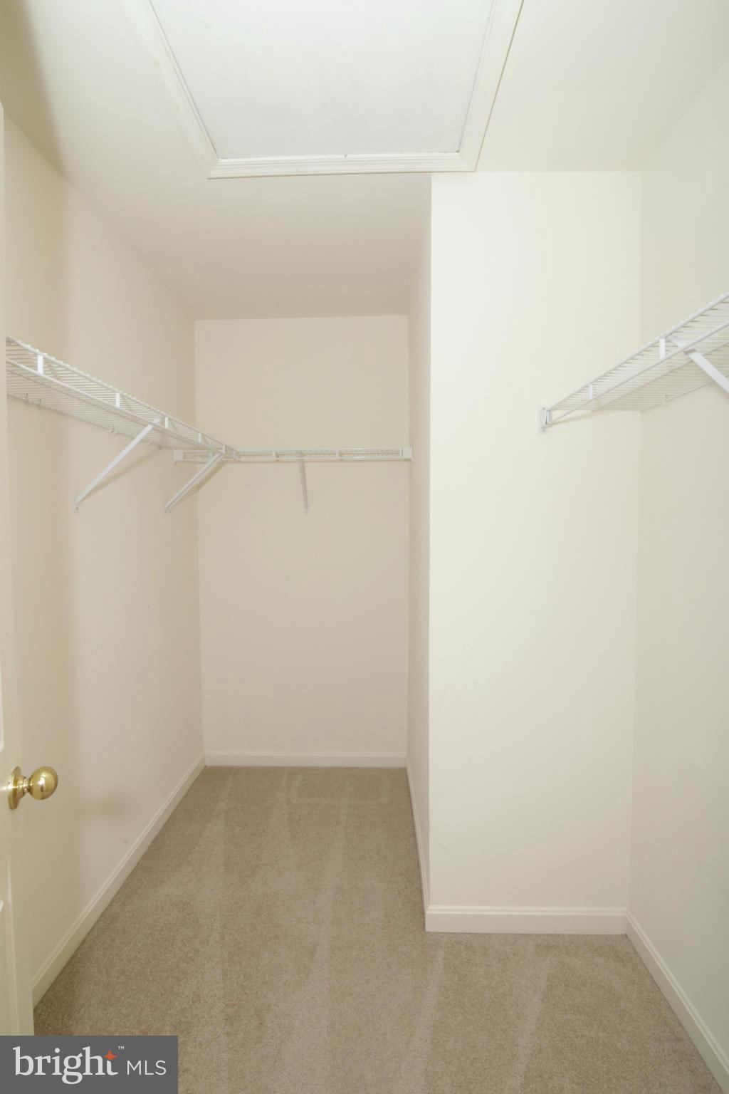 RIDGEFIELD VILLAGE - Residential