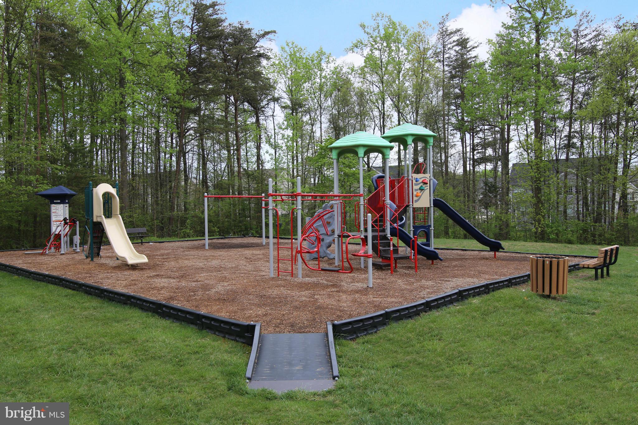 RIDGEFIELD VILLAGE - Residential