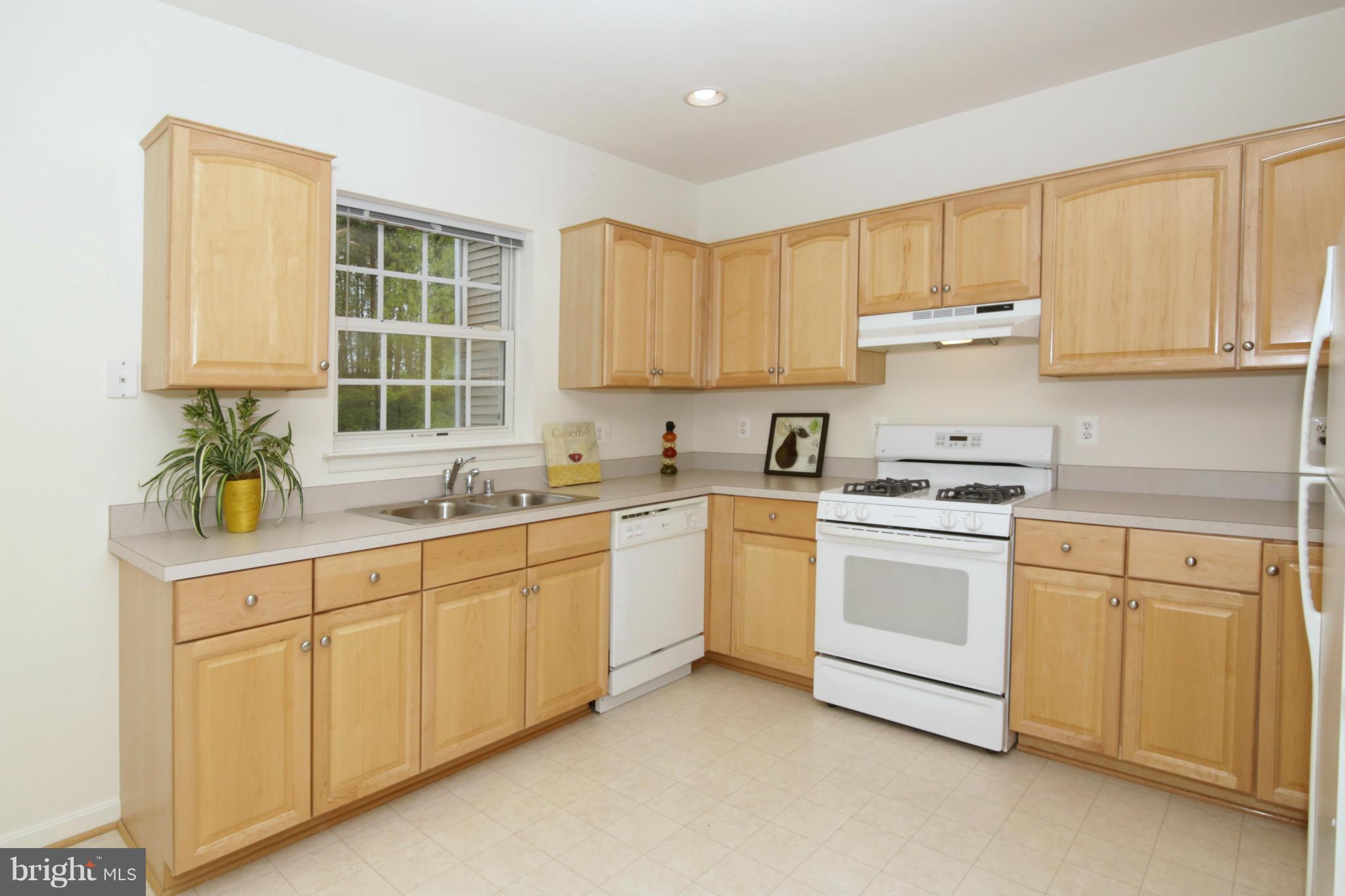 RIDGEFIELD VILLAGE - Residential