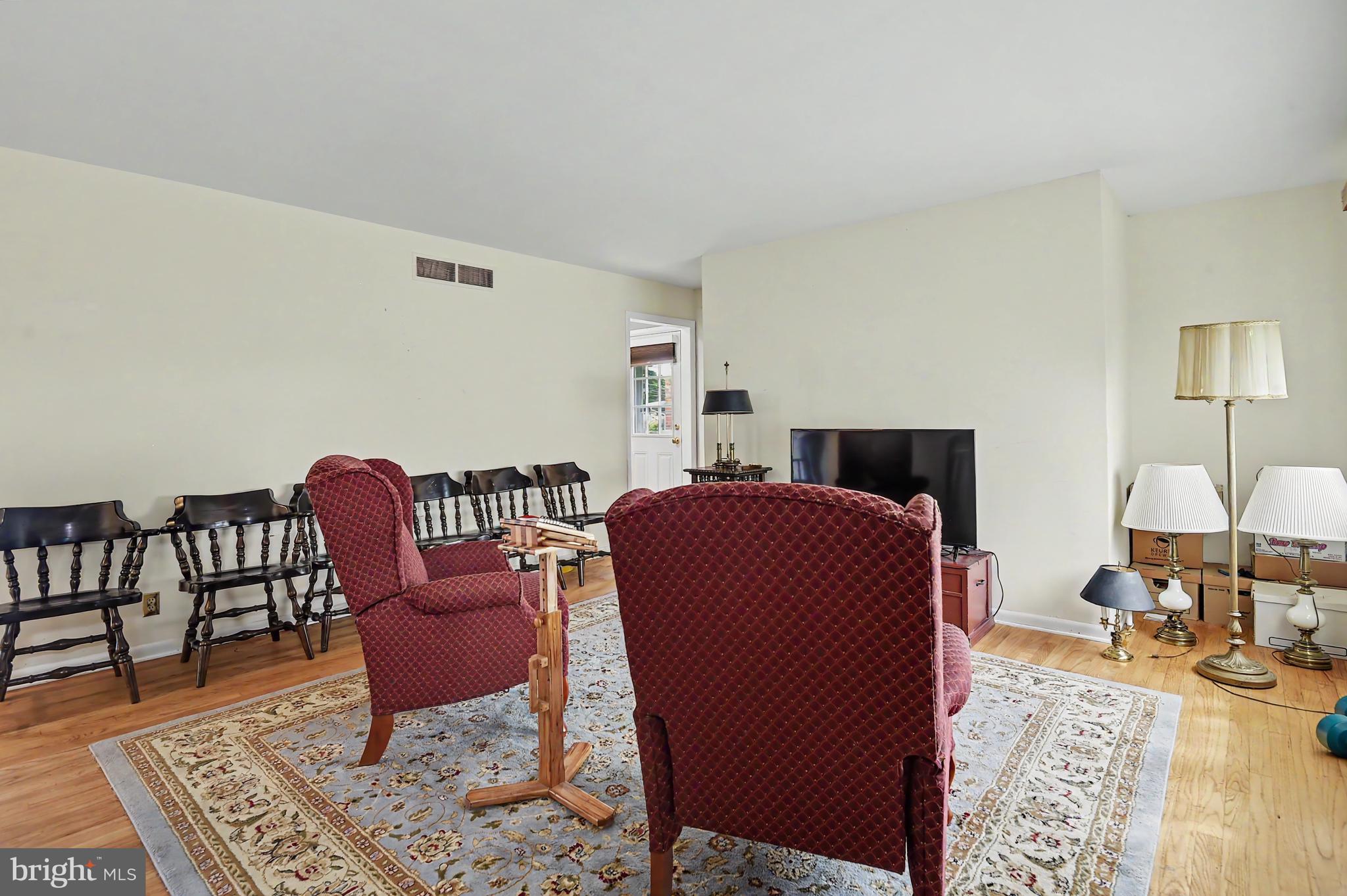 138 CASIMIR DRIVE