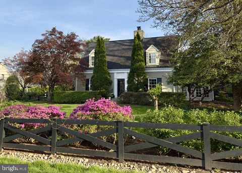 6511 RIDGE STREET MCLEAN VA 22101
