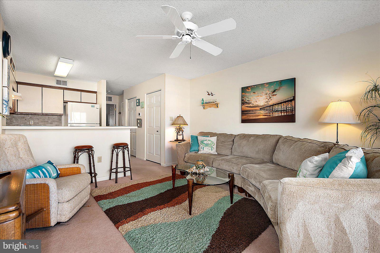 HIDDEN HARBOR - Residential