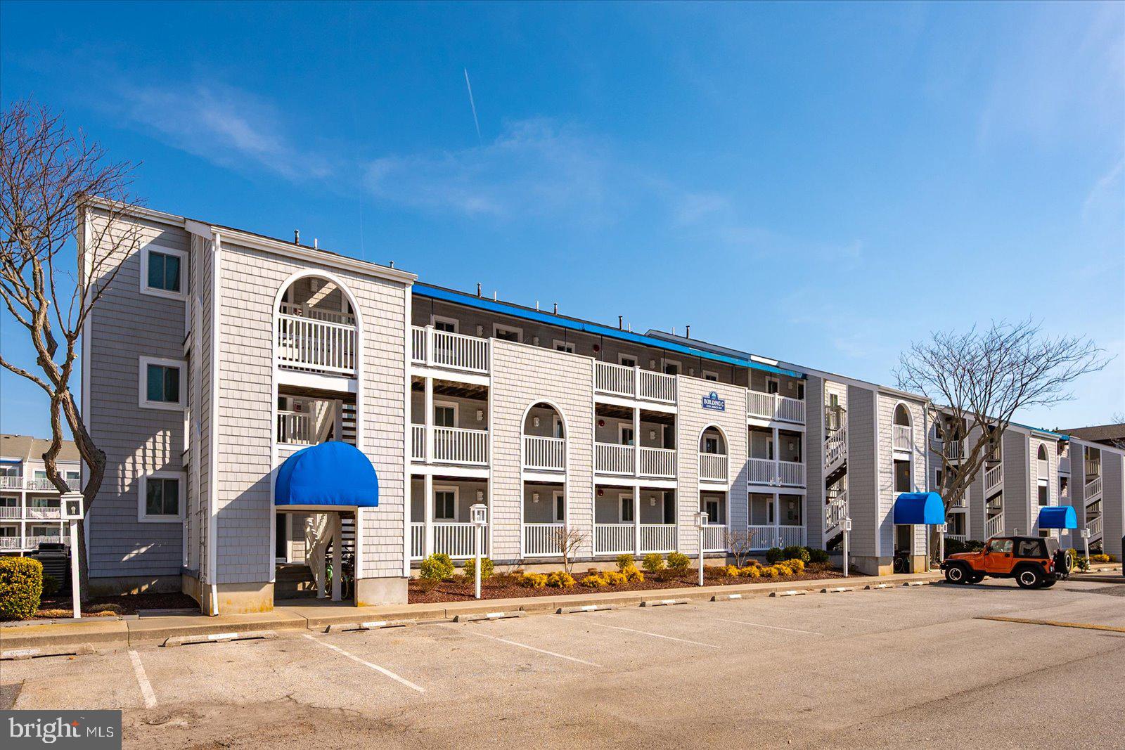 HIDDEN HARBOR - Residential