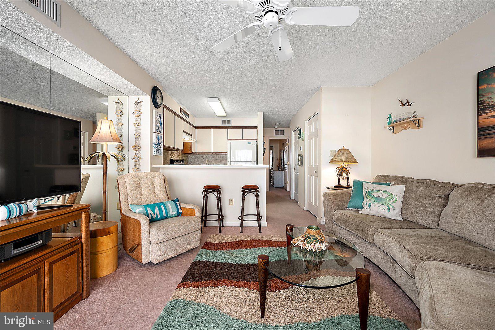 HIDDEN HARBOR - Residential