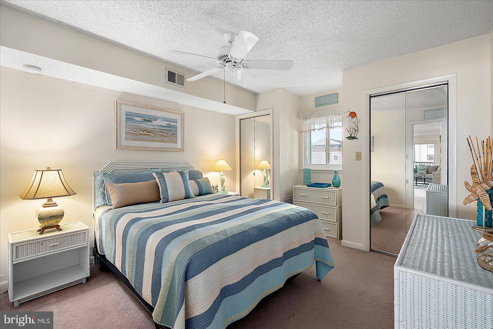 HIDDEN HARBOR - Residential