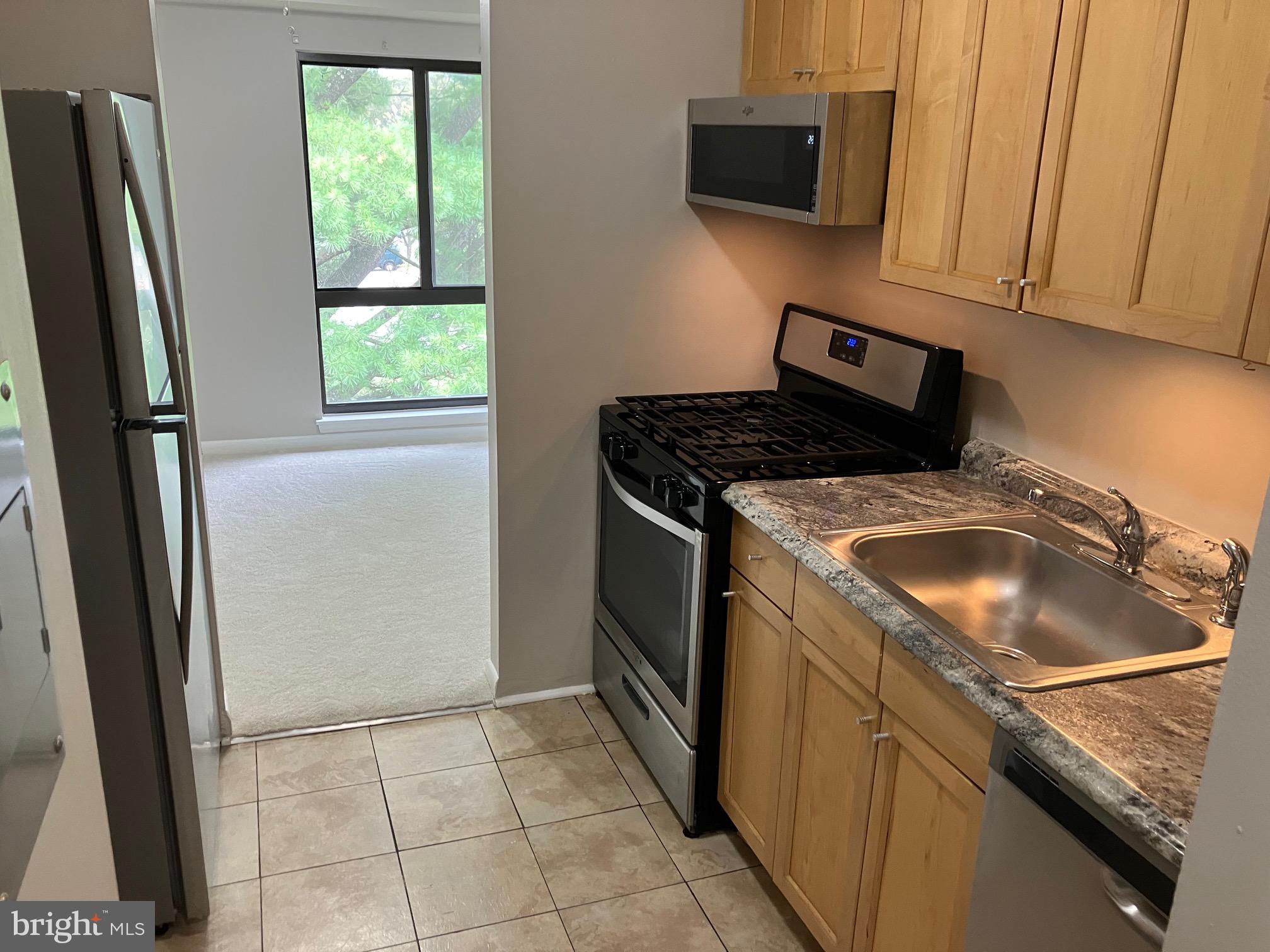 VILLAGE OF LONG REACH - Residential