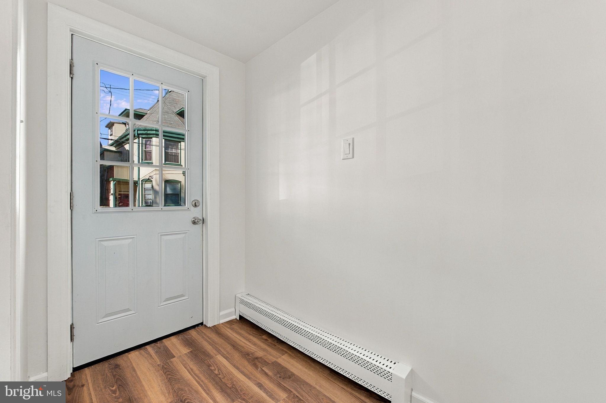 206 S 9TH STREET